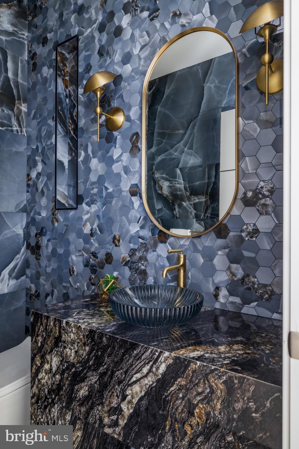 LYBROOK - Residential