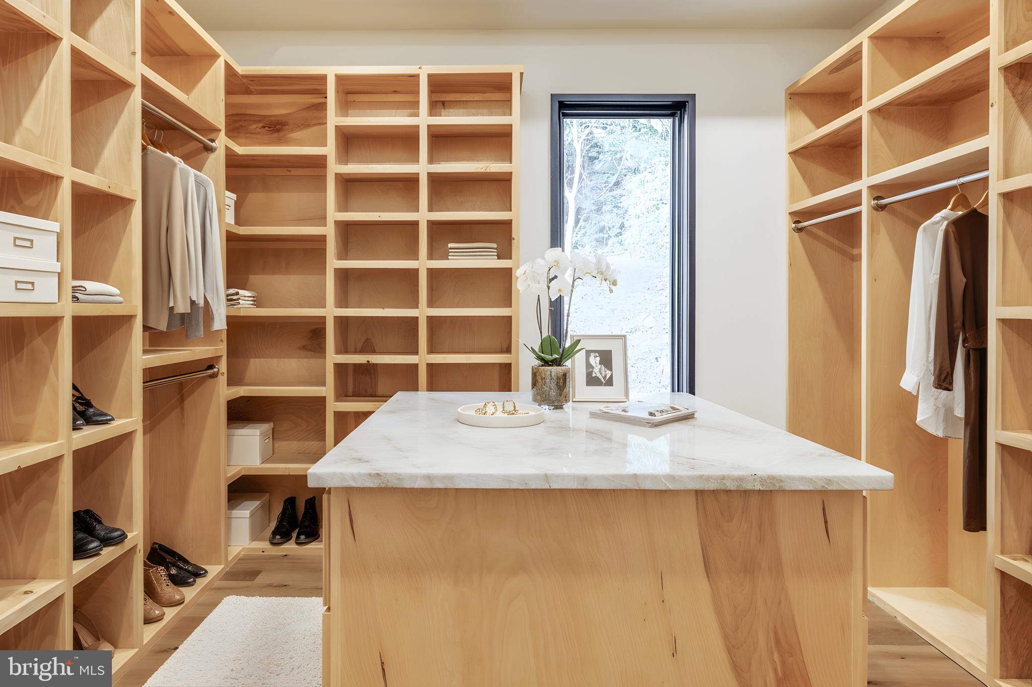 LYBROOK - Residential