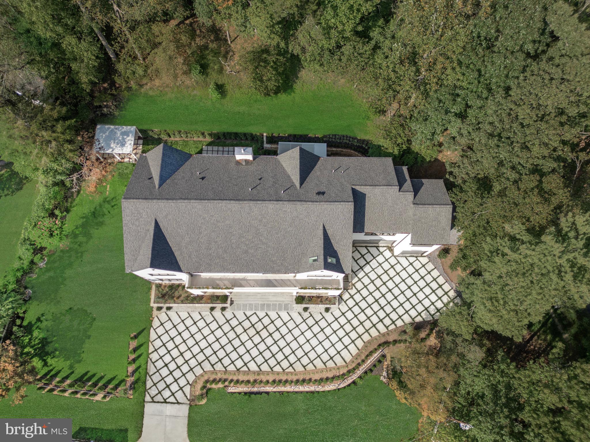 6605 LYBROOK COURT