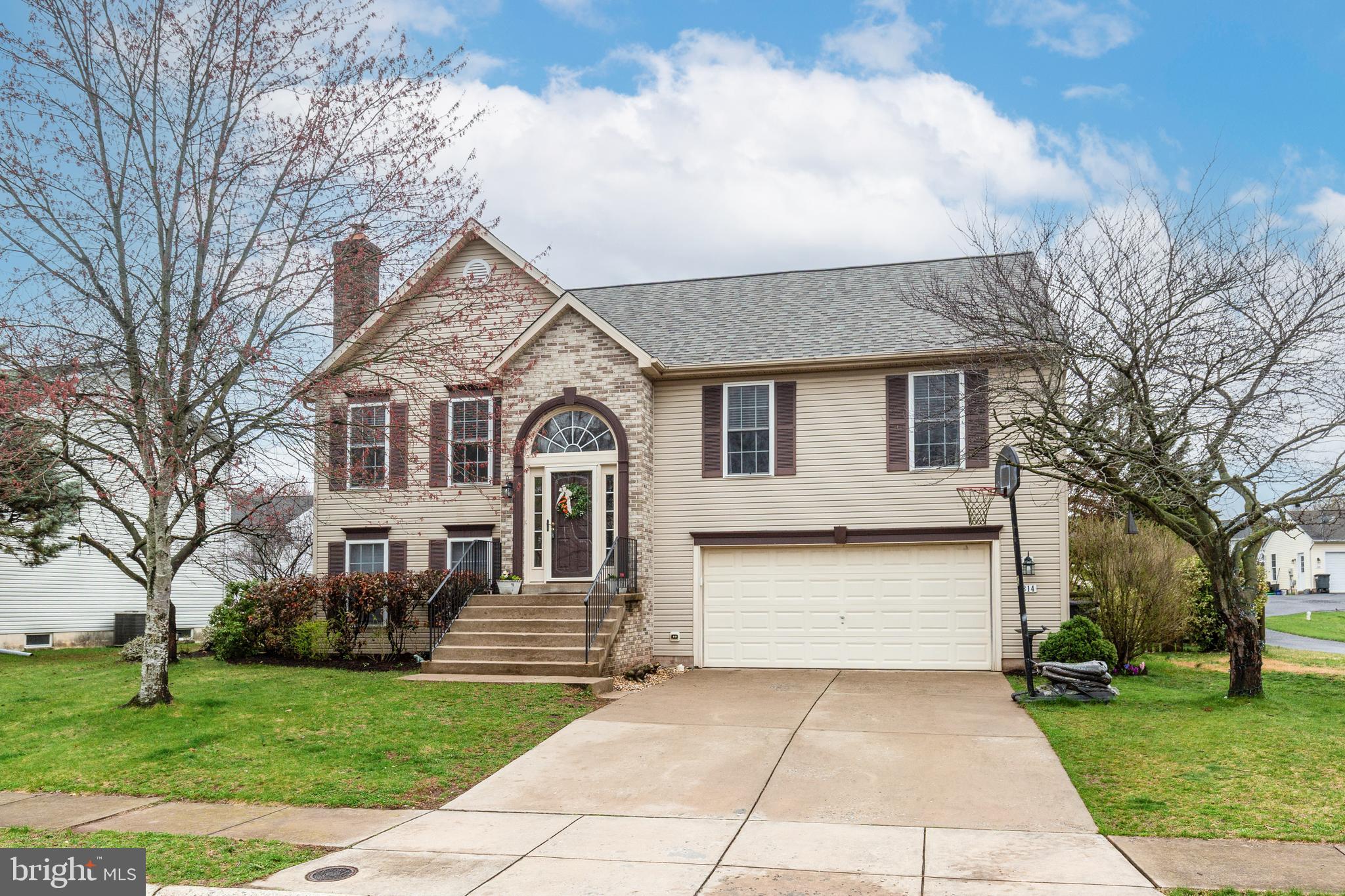 314 HUNTINGHORN STREET