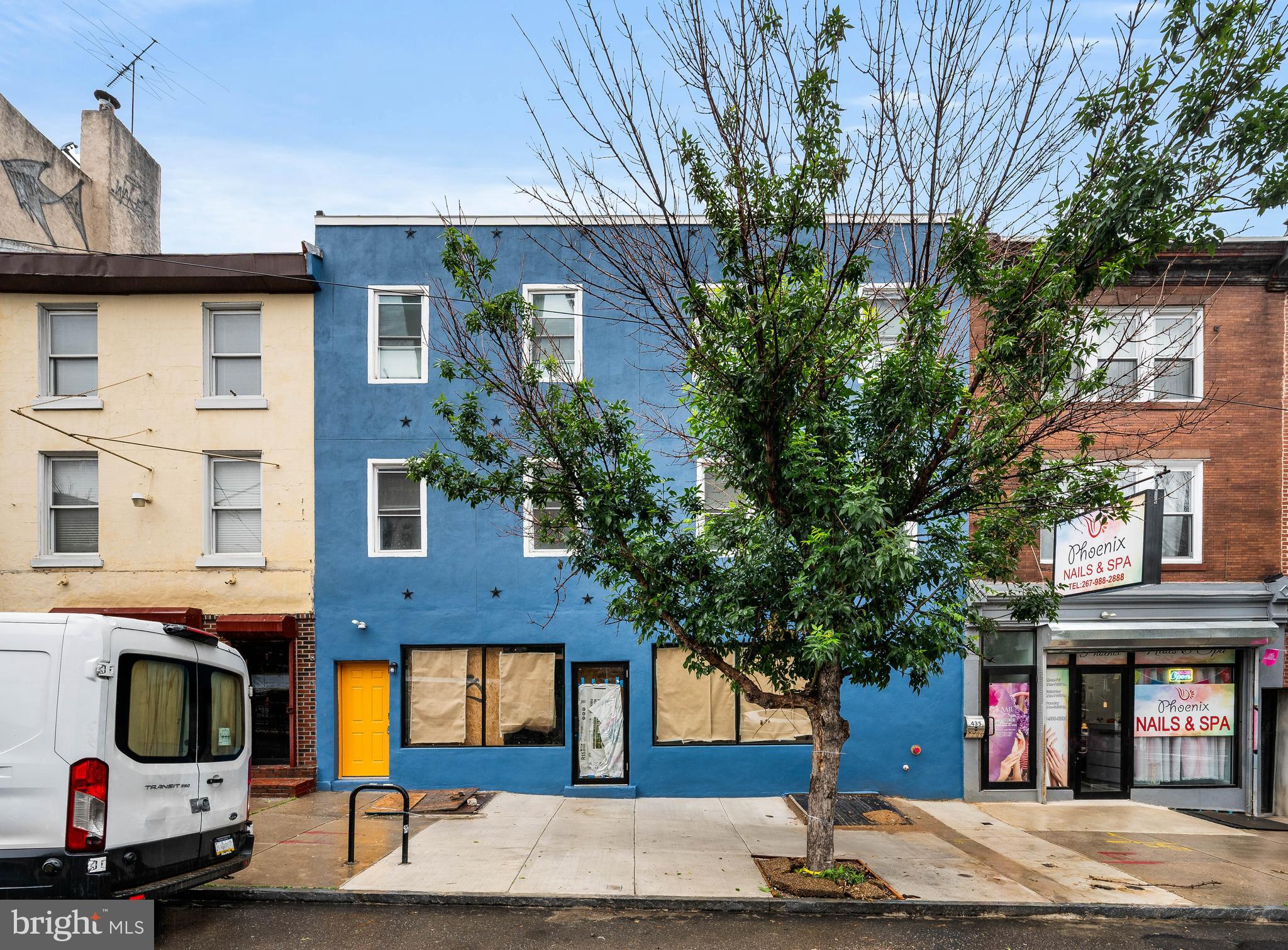437 W GIRARD AVENUE 1
