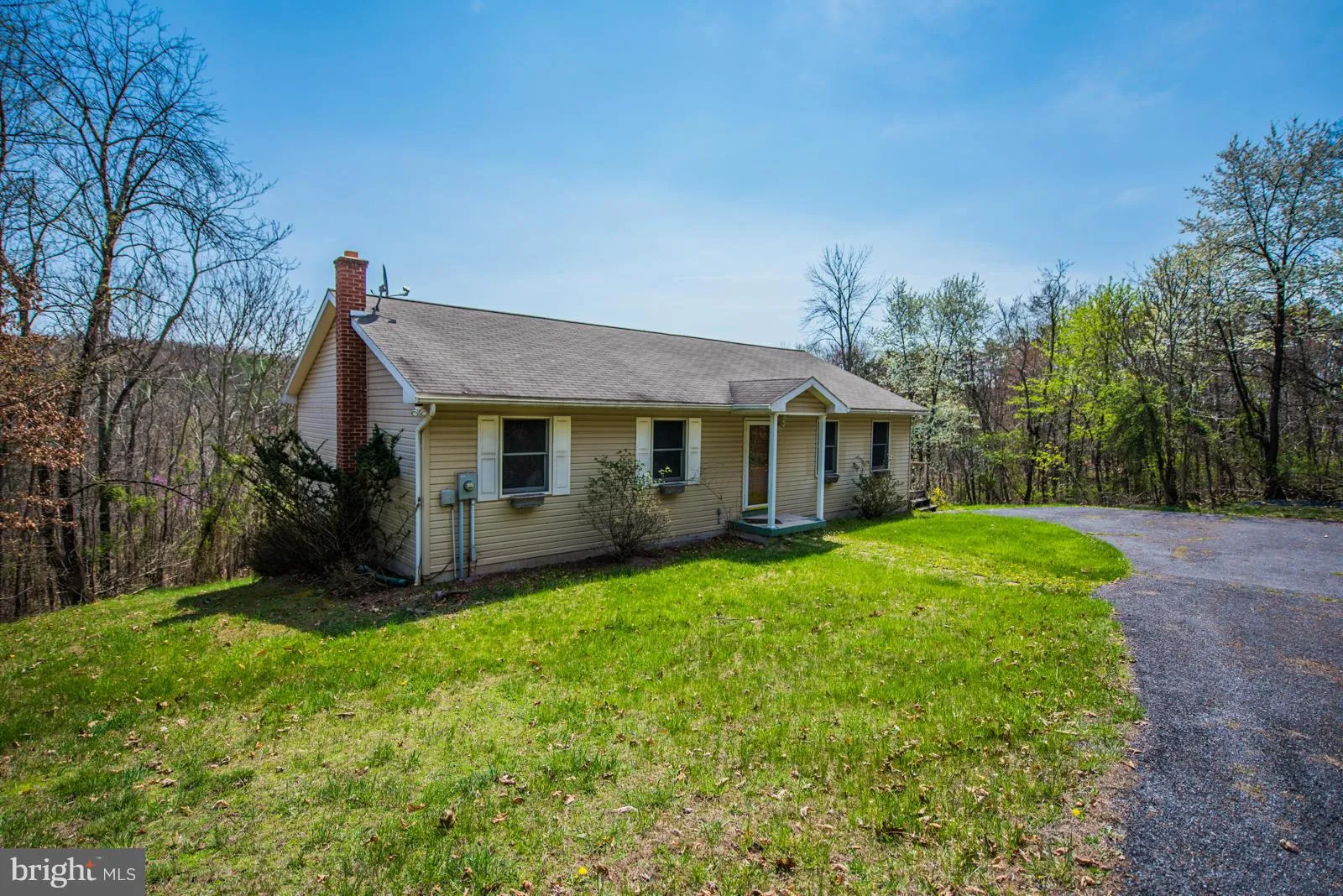 310 Weber Lane, Berkeley Springs, WV 25411