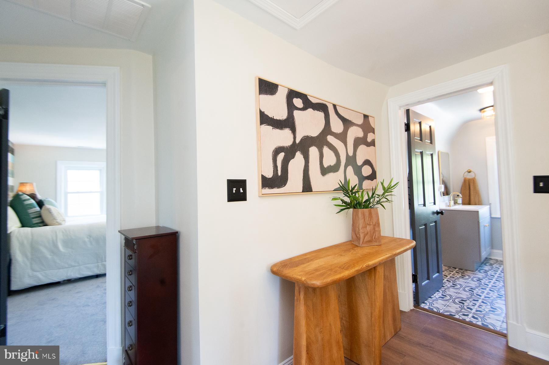 WEST END - Residential