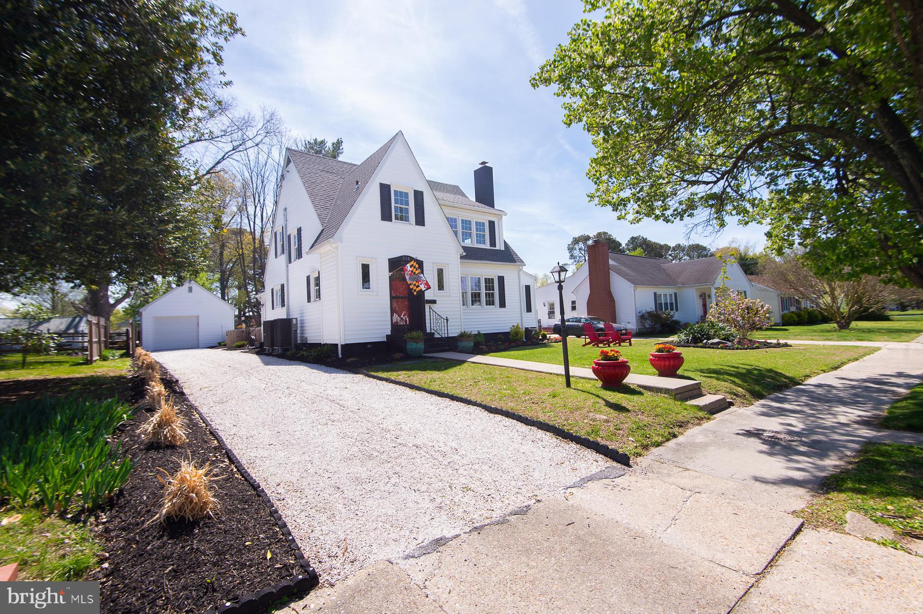 WEST END - Residential