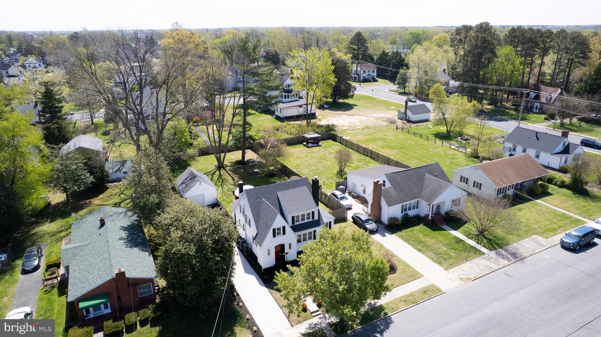 WEST END - Residential