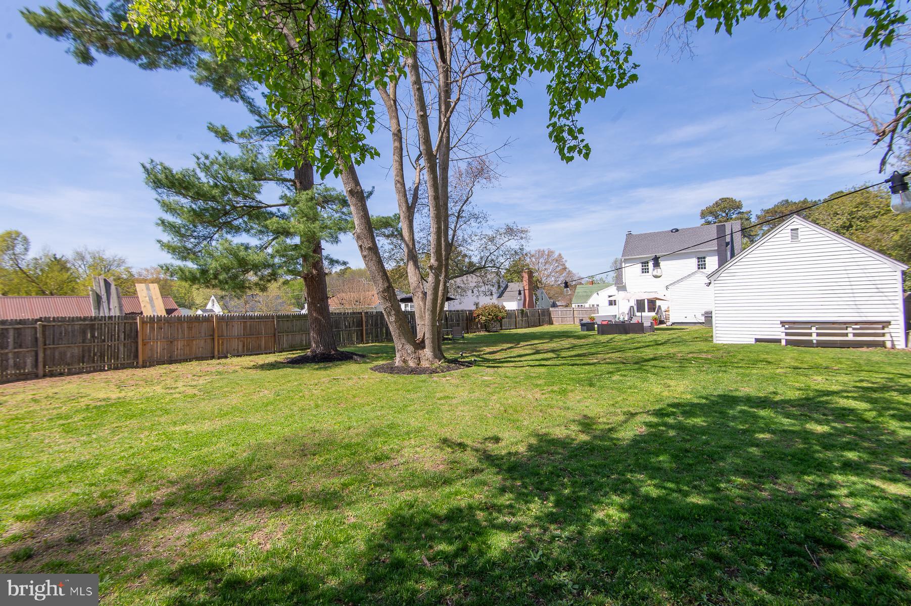 WEST END - Residential