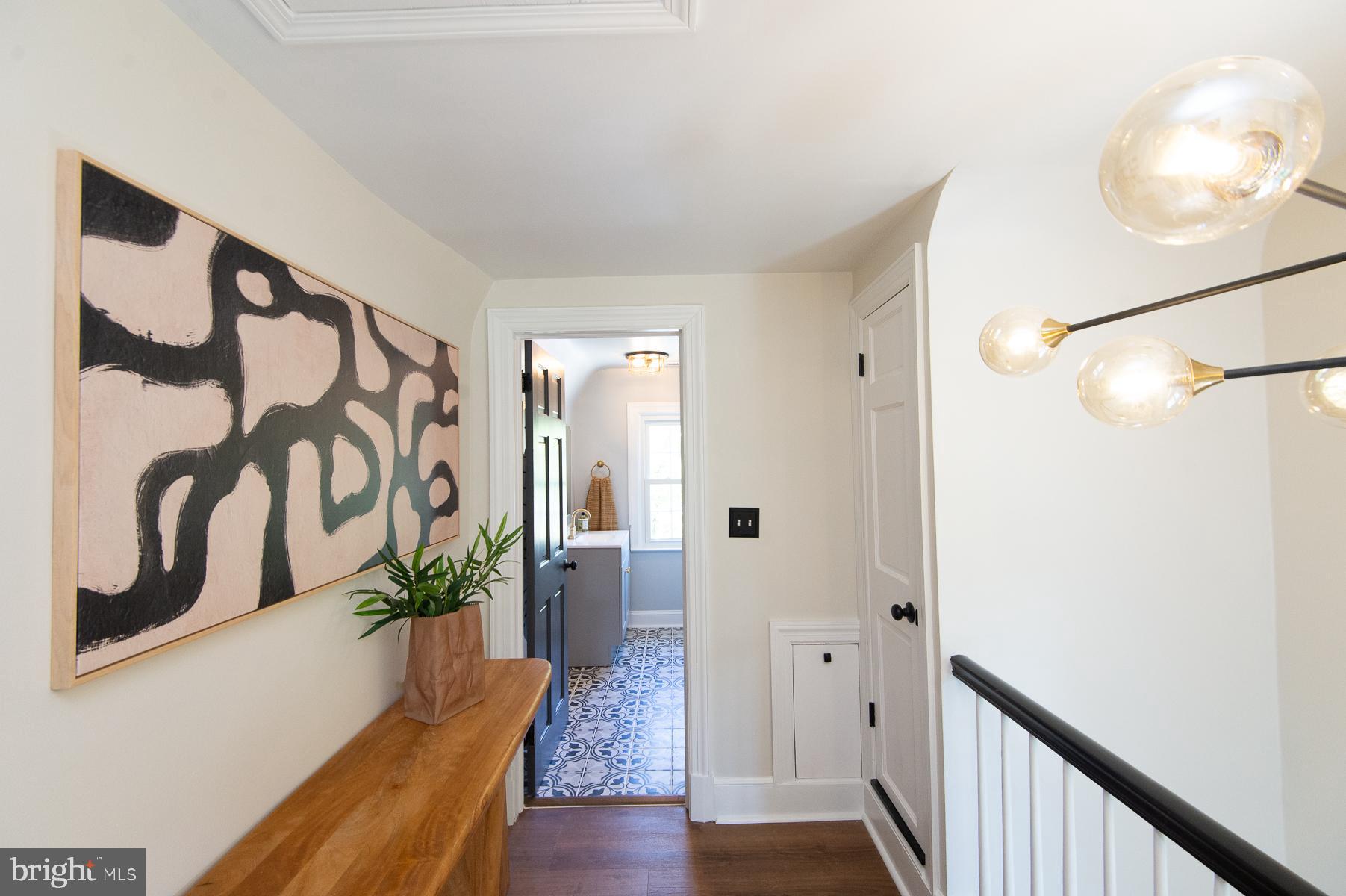 WEST END - Residential