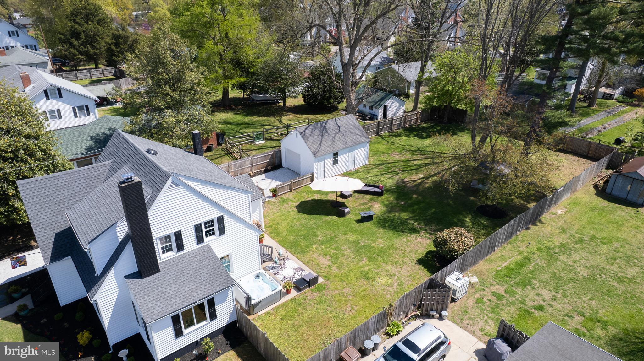 WEST END - Residential