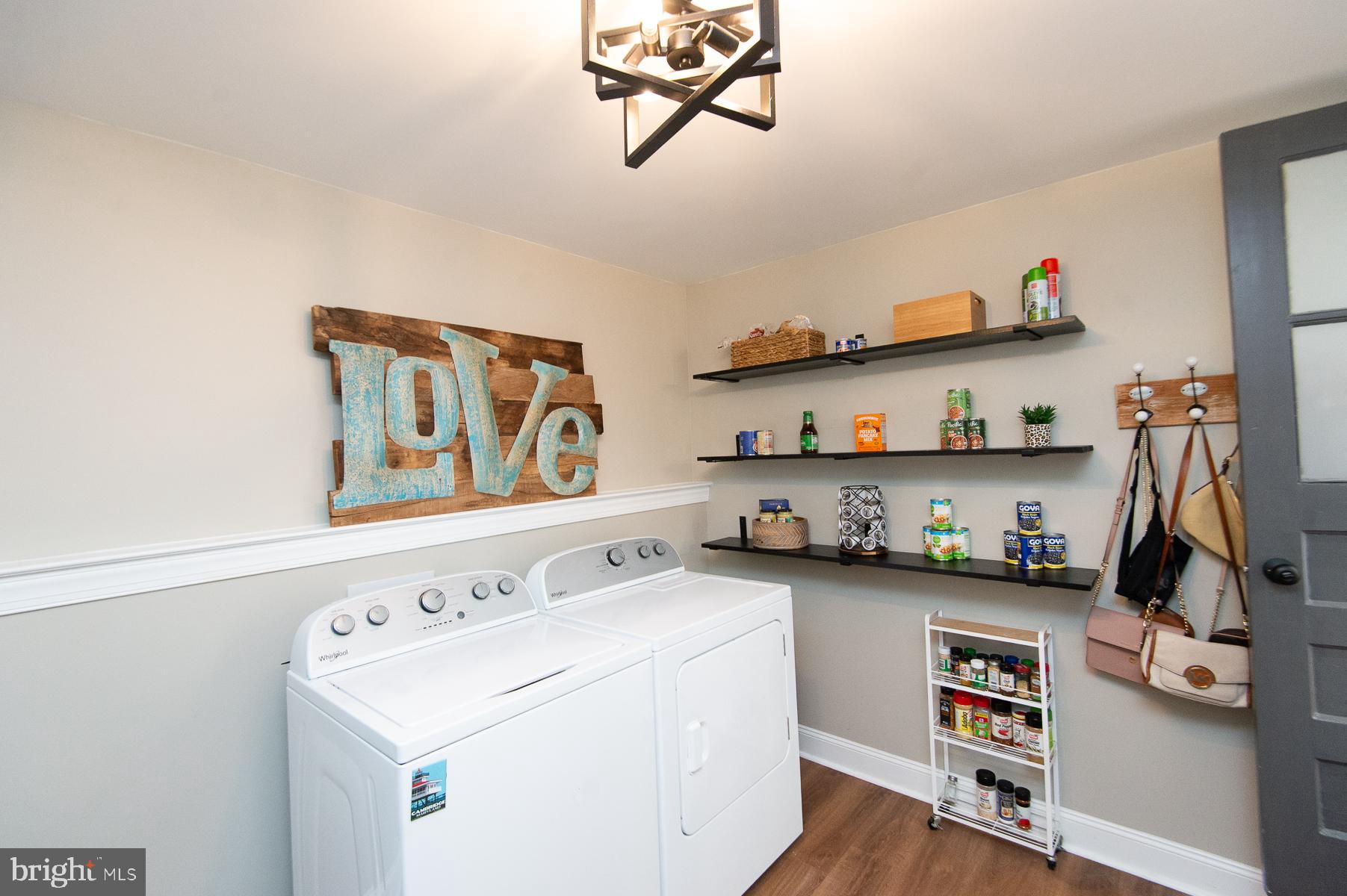 WEST END - Residential