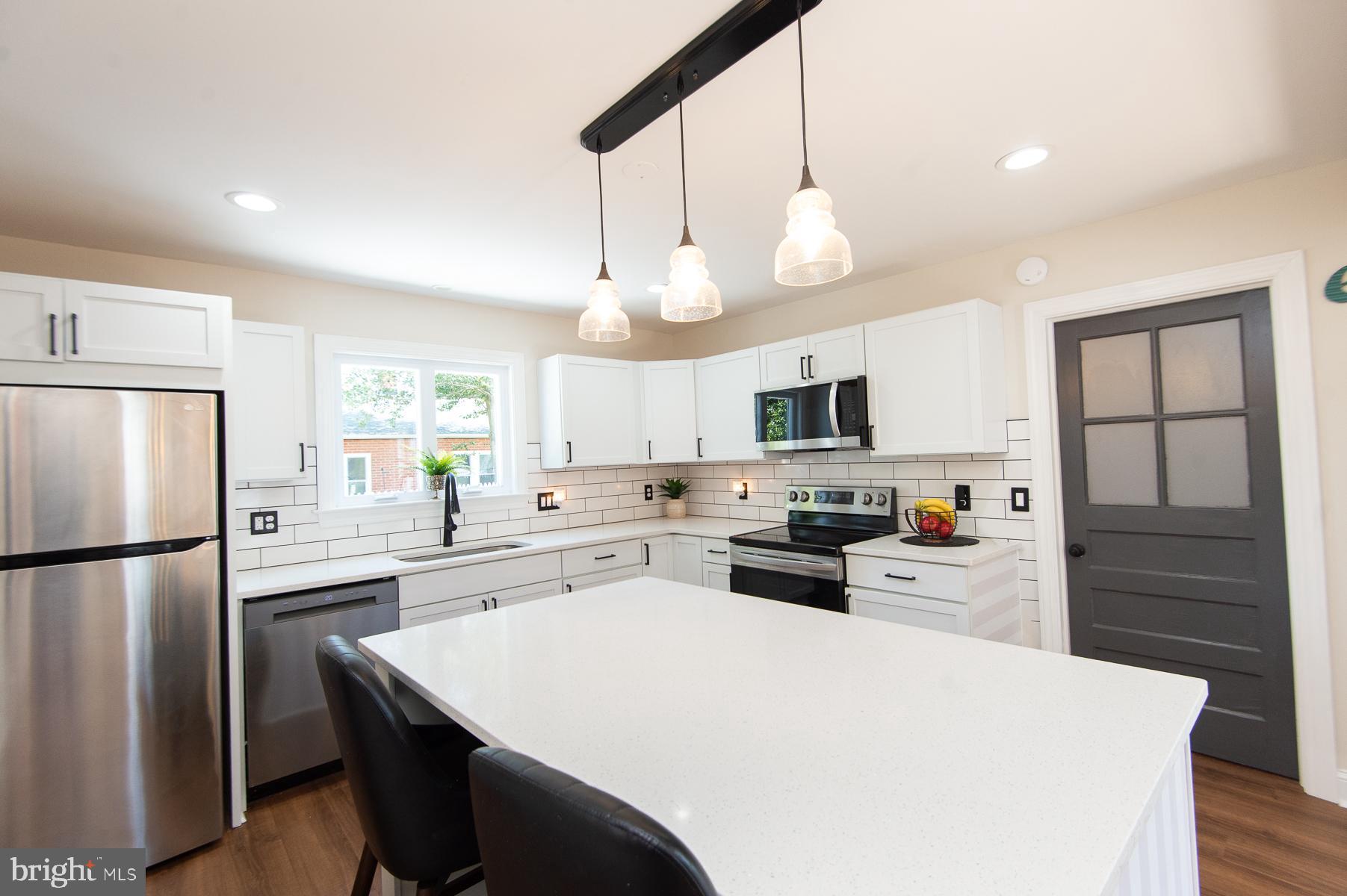 WEST END - Residential