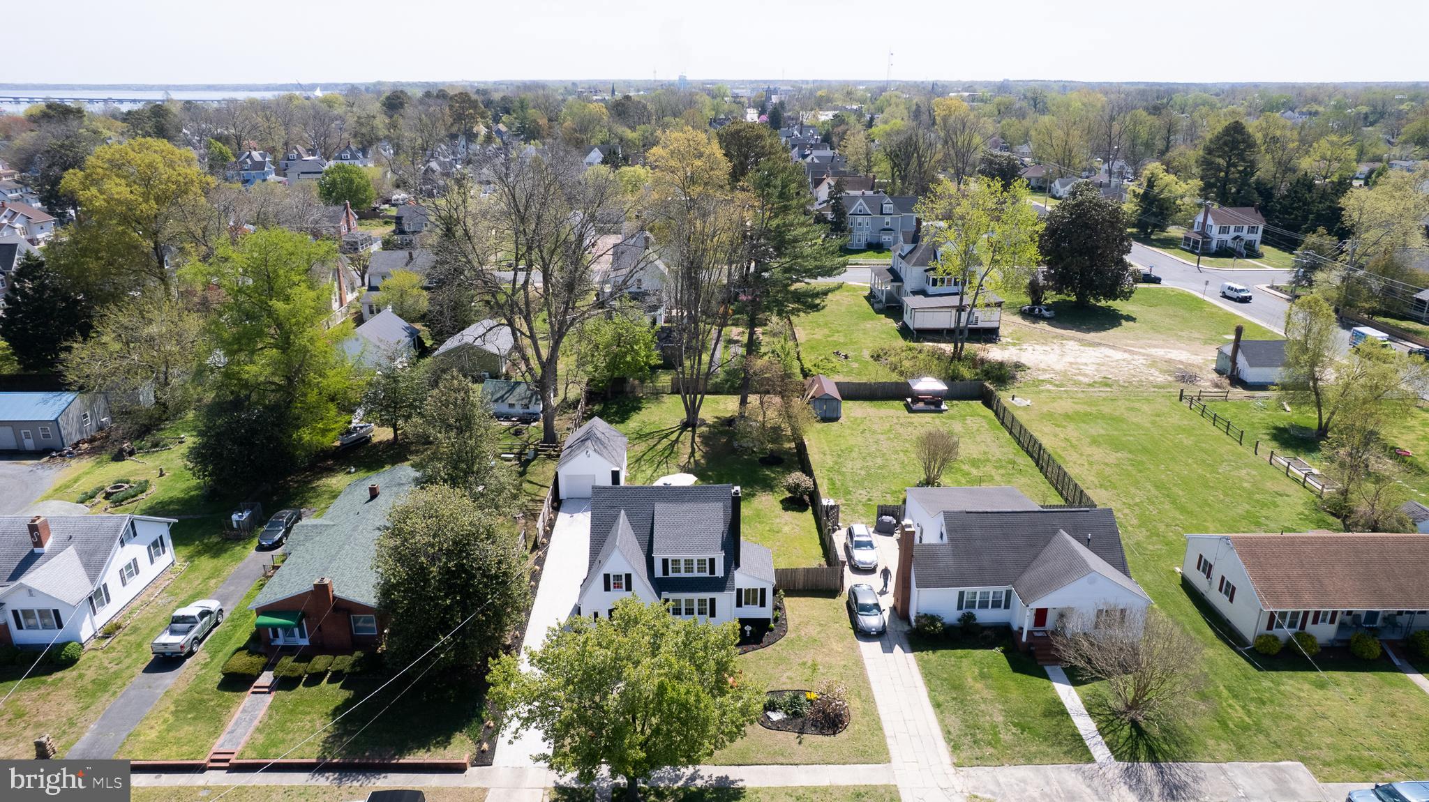 WEST END - Residential