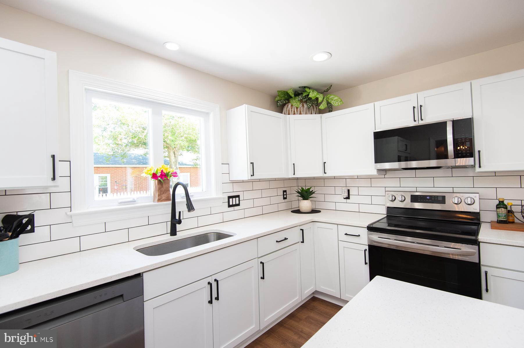 WEST END - Residential