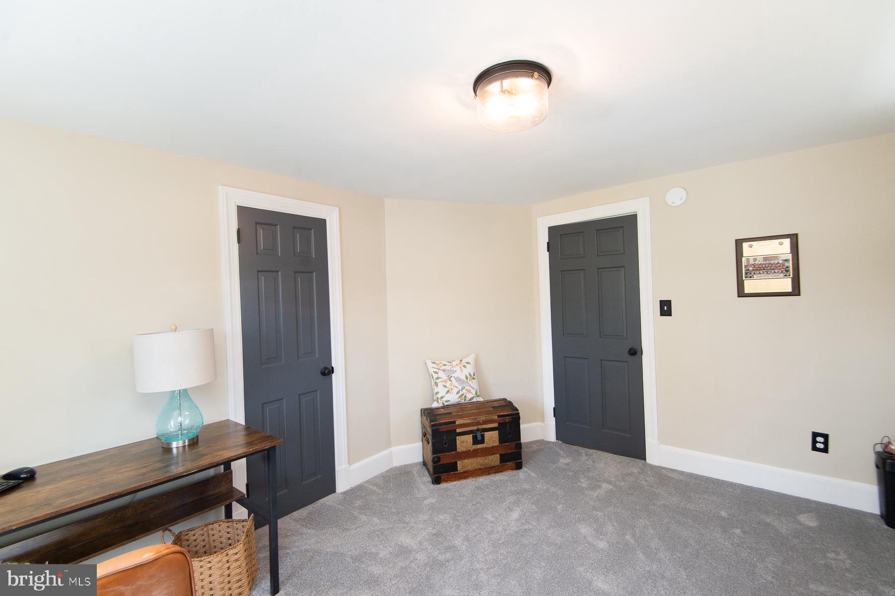 WEST END - Residential