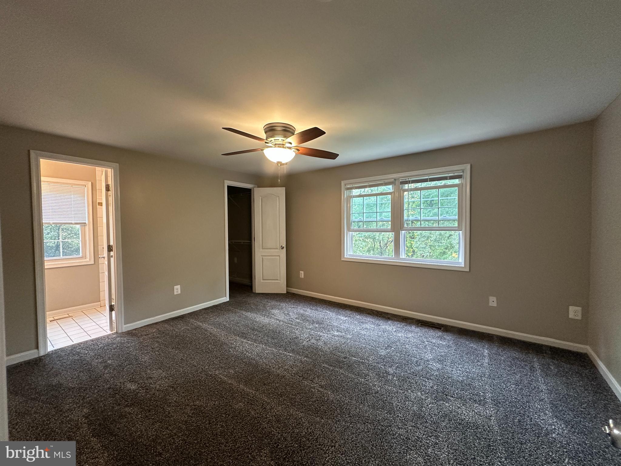 CROFTON SQUARE - Residential Lease