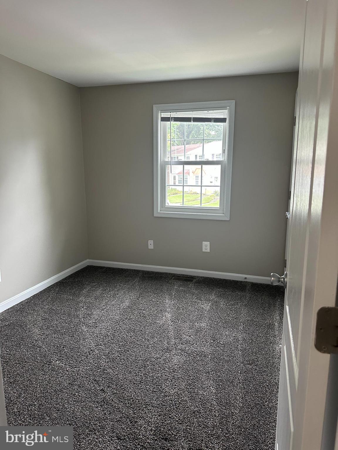 CROFTON SQUARE - Residential Lease