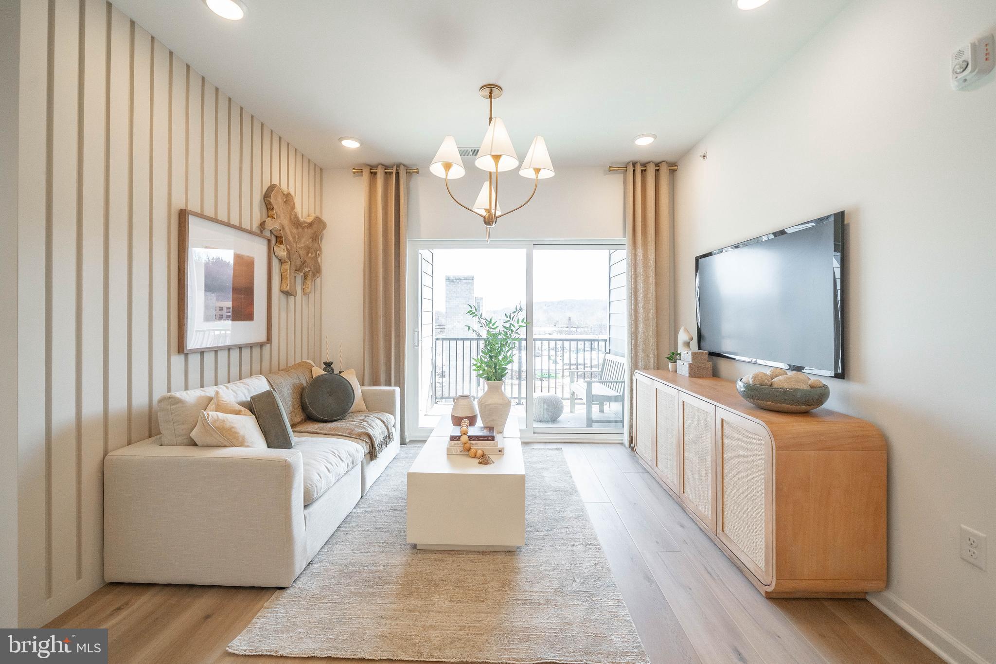 WASHINGTON PLACE - Residential