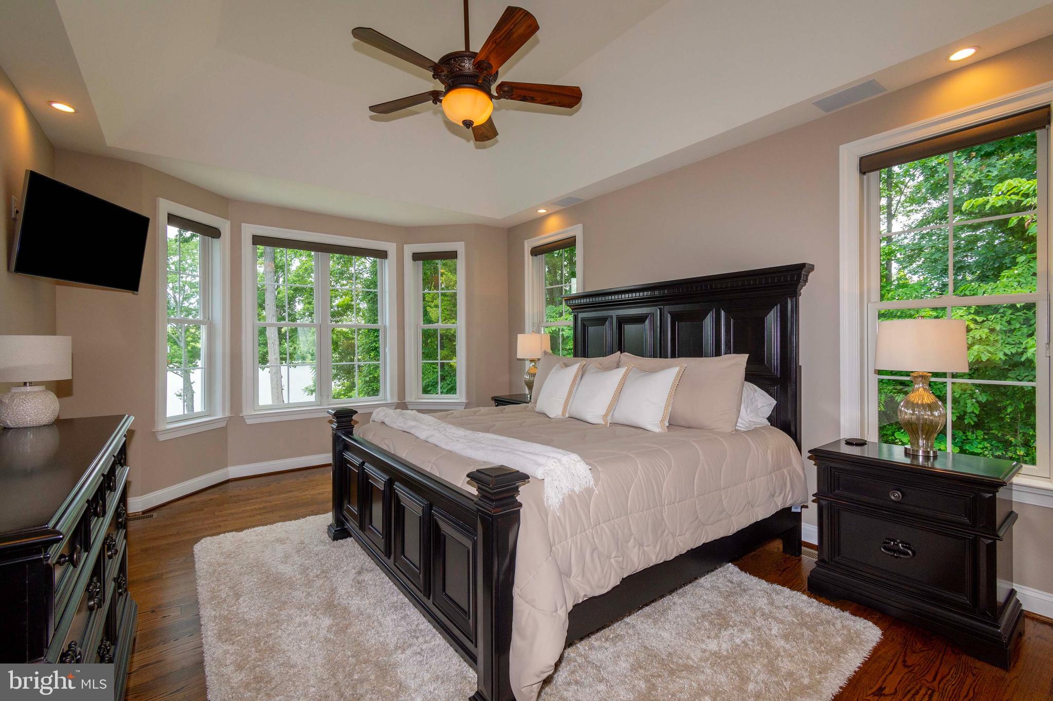 SUNRISE BAY - Residential