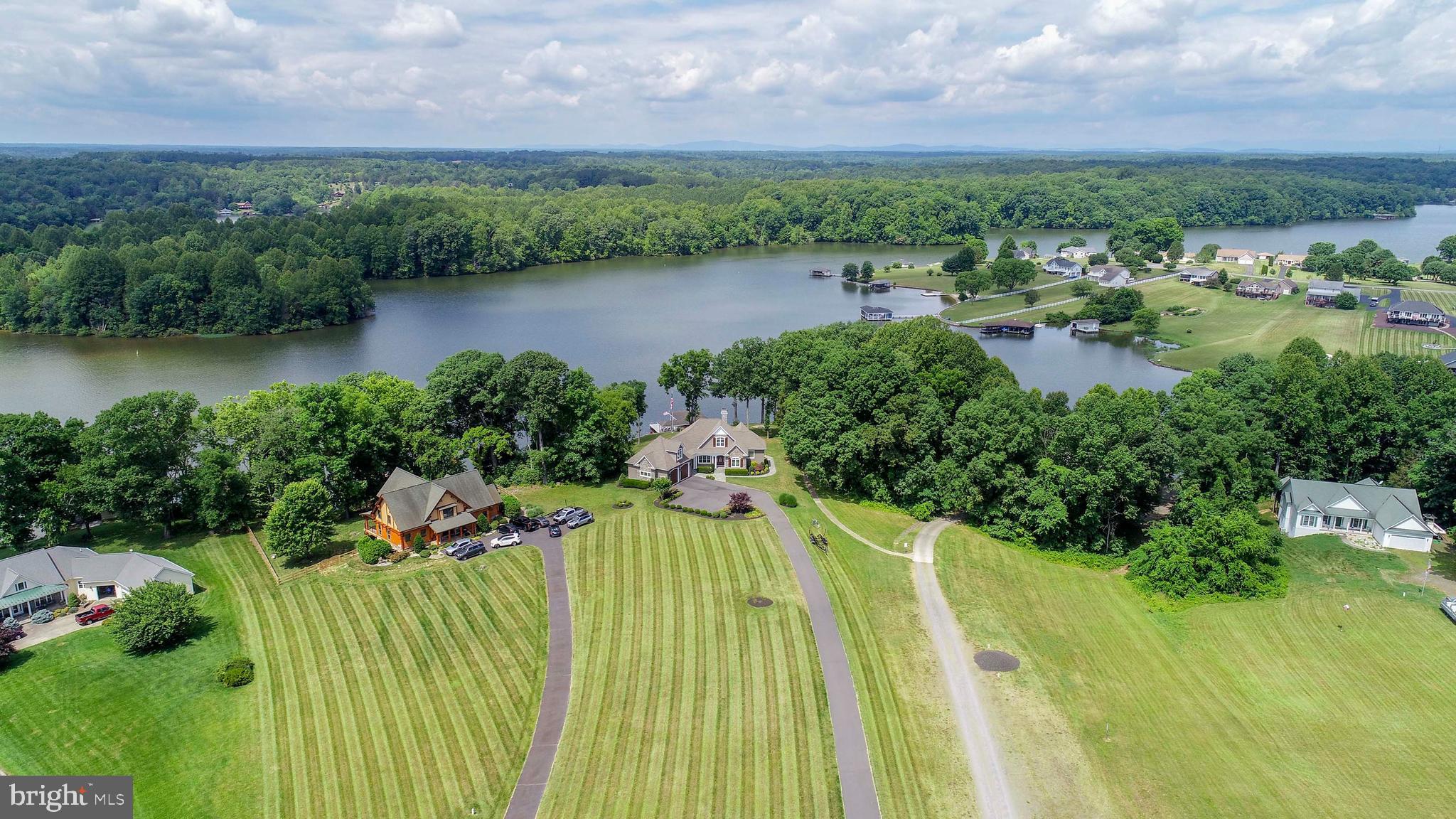 SUNRISE BAY - Residential