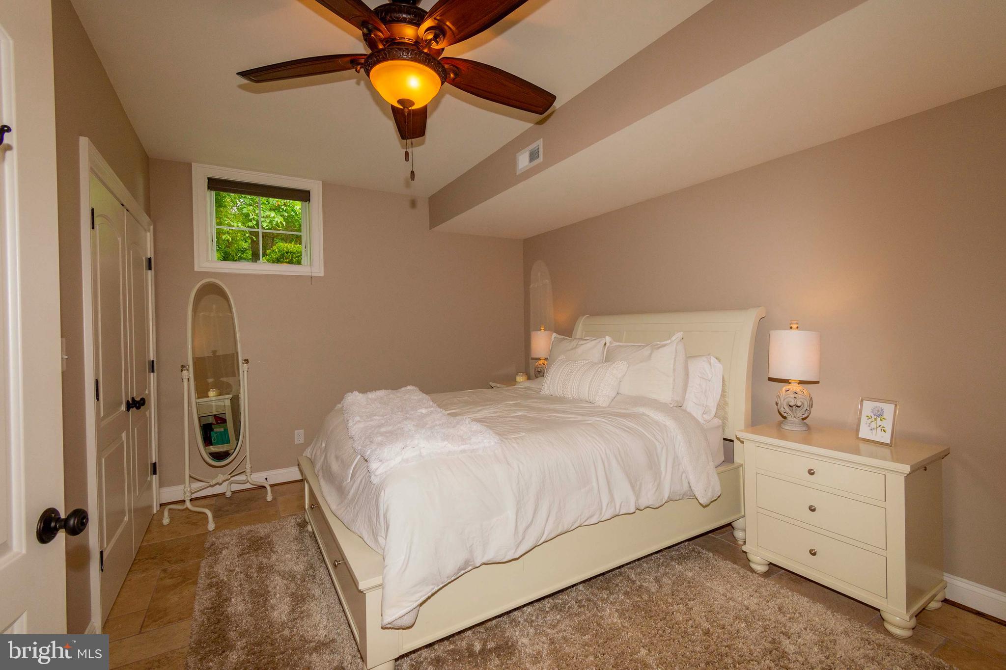 SUNRISE BAY - Residential