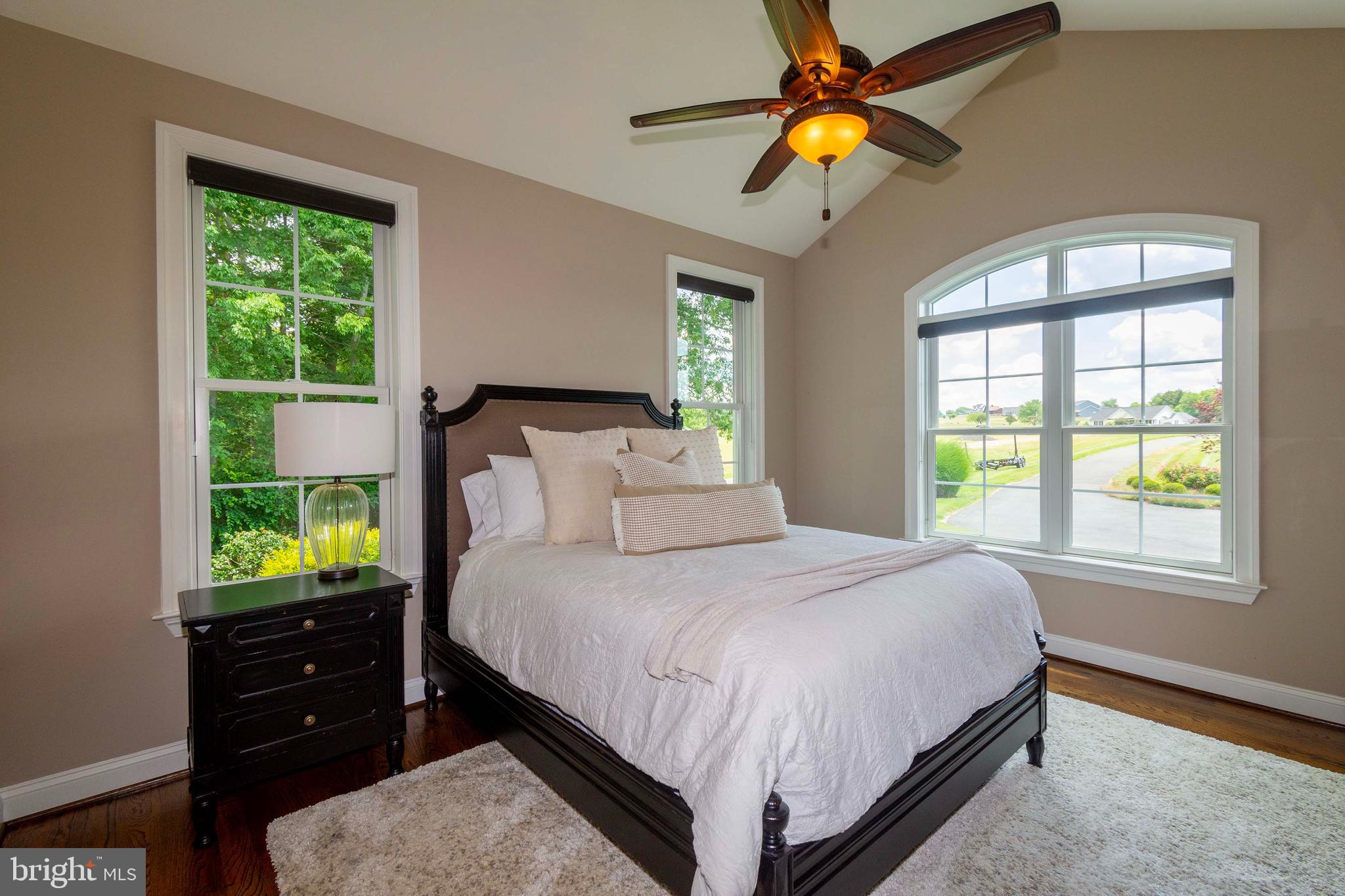 SUNRISE BAY - Residential