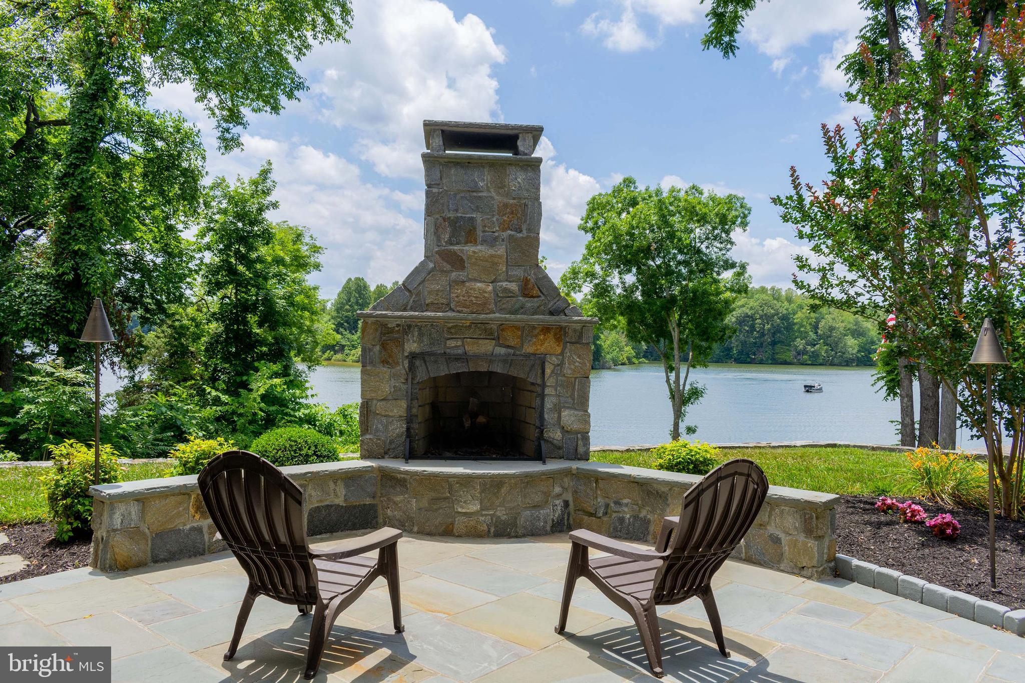 SUNRISE BAY - Residential