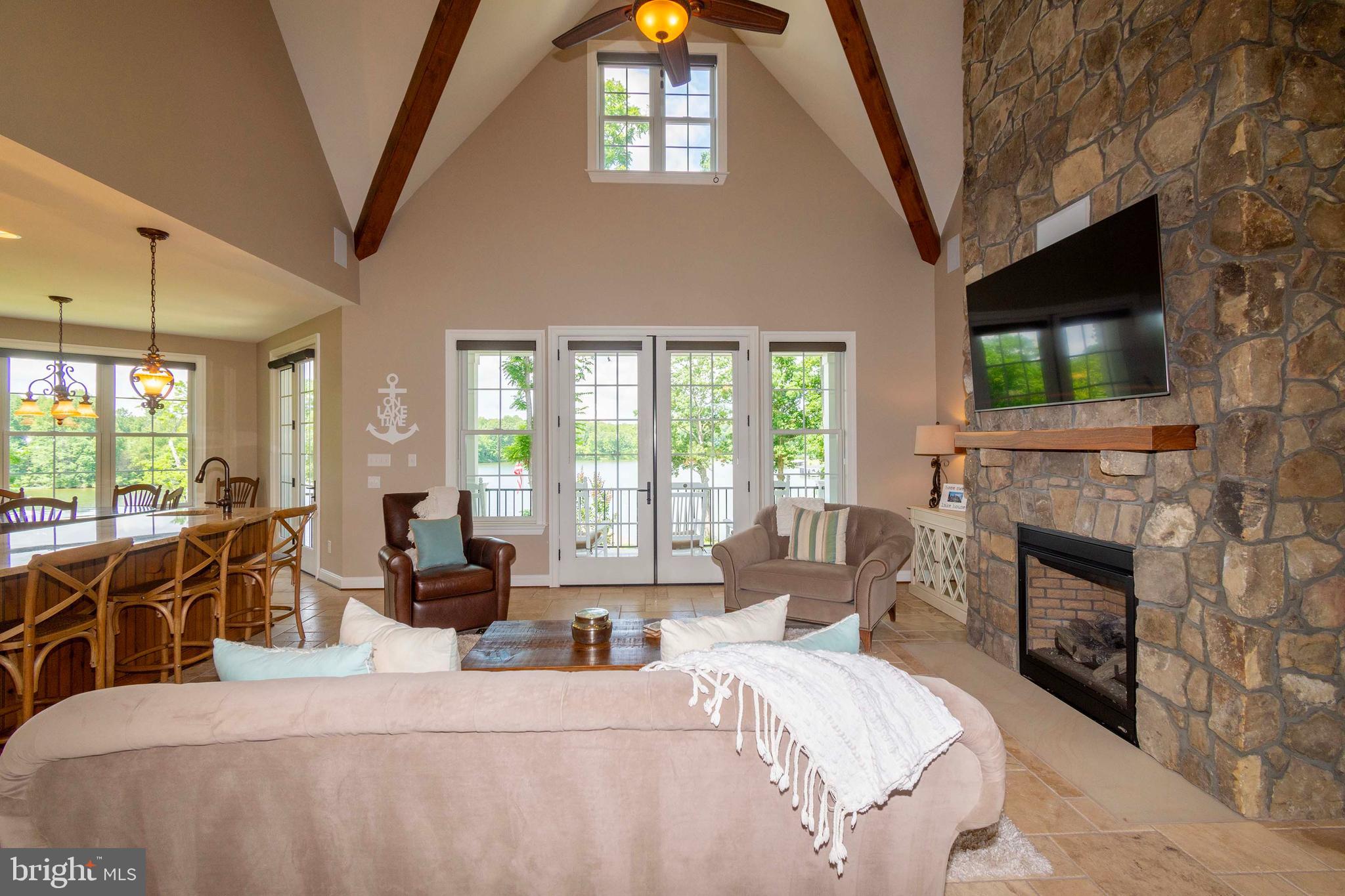 SUNRISE BAY - Residential