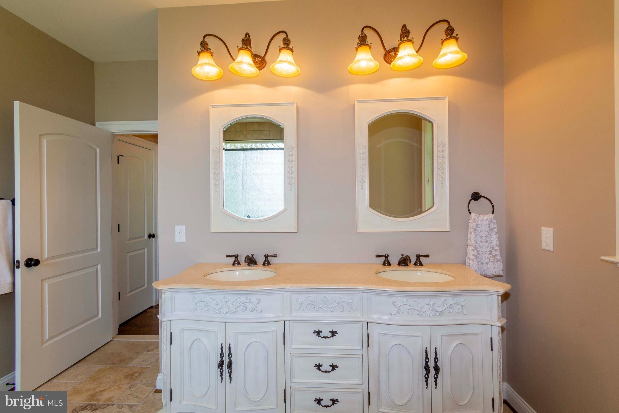 SUNRISE BAY - Residential