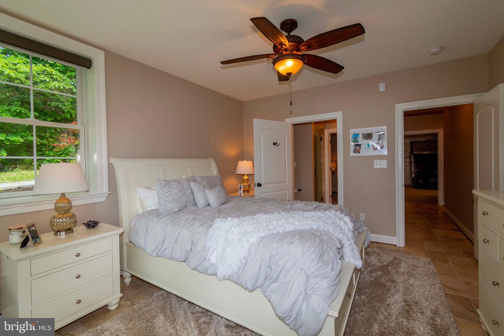 SUNRISE BAY - Residential