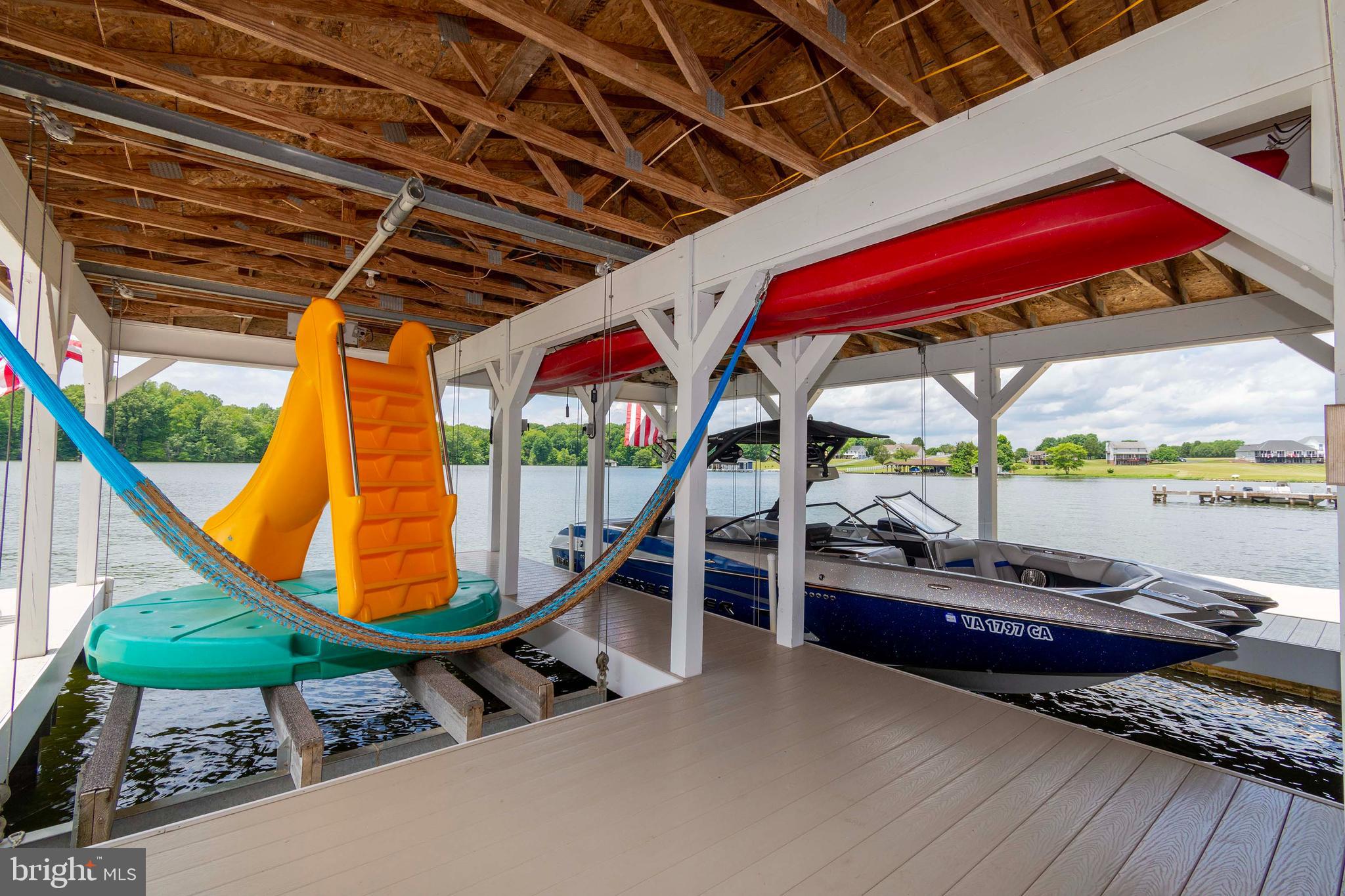 SUNRISE BAY - Residential