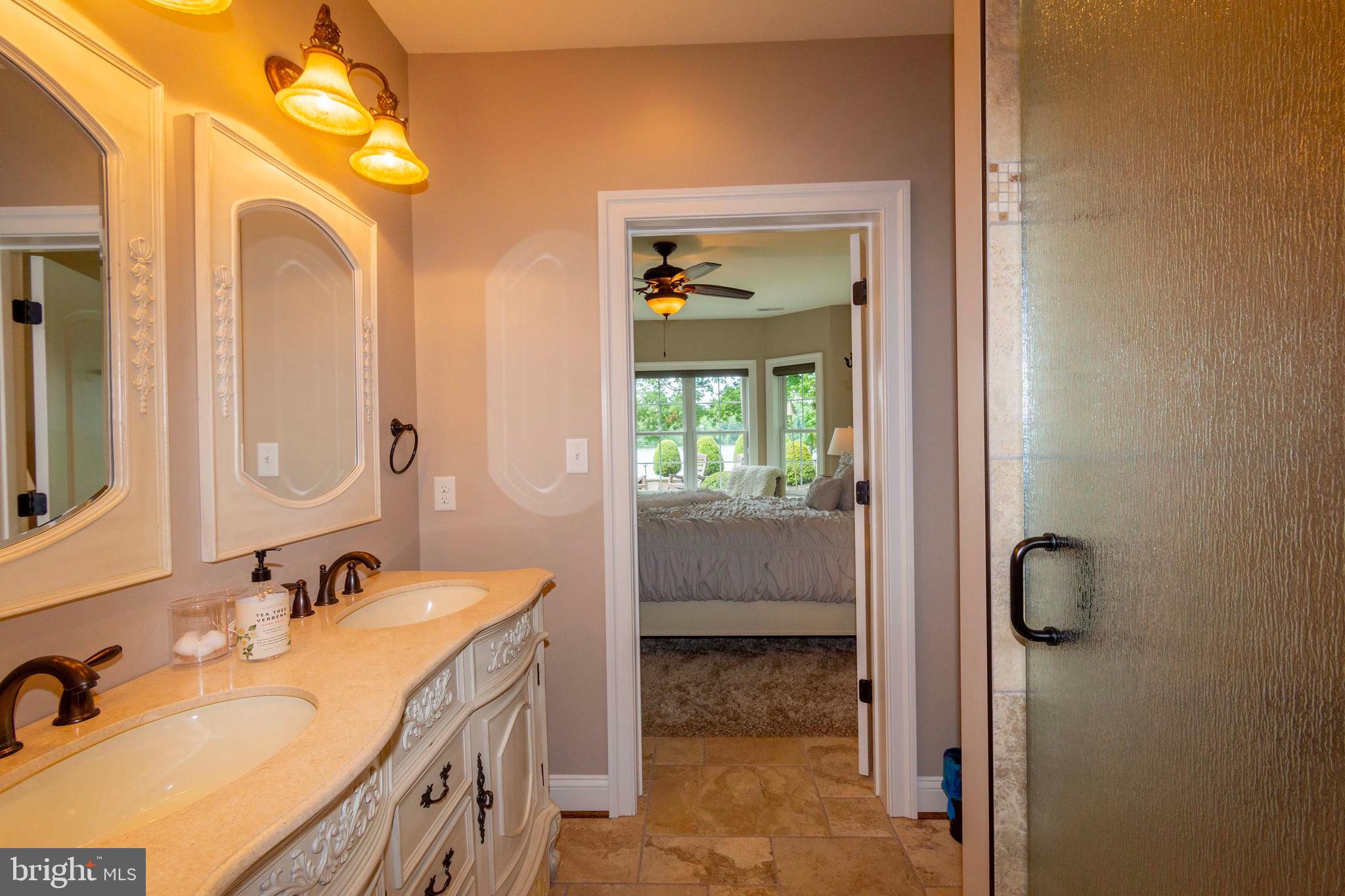 SUNRISE BAY - Residential