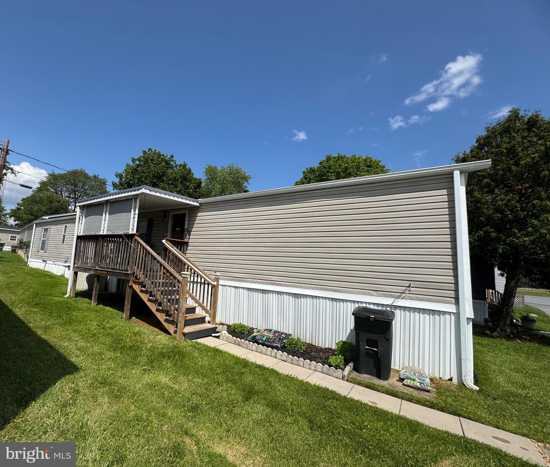 LAKEVIEW TRAILER PARK - Residential