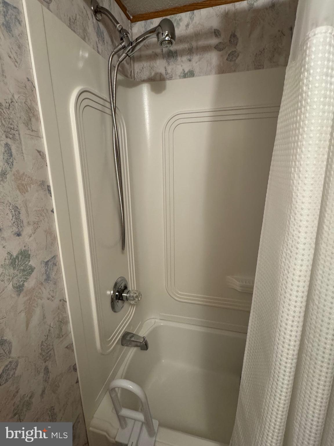 LAKEVIEW TRAILER PARK - Residential