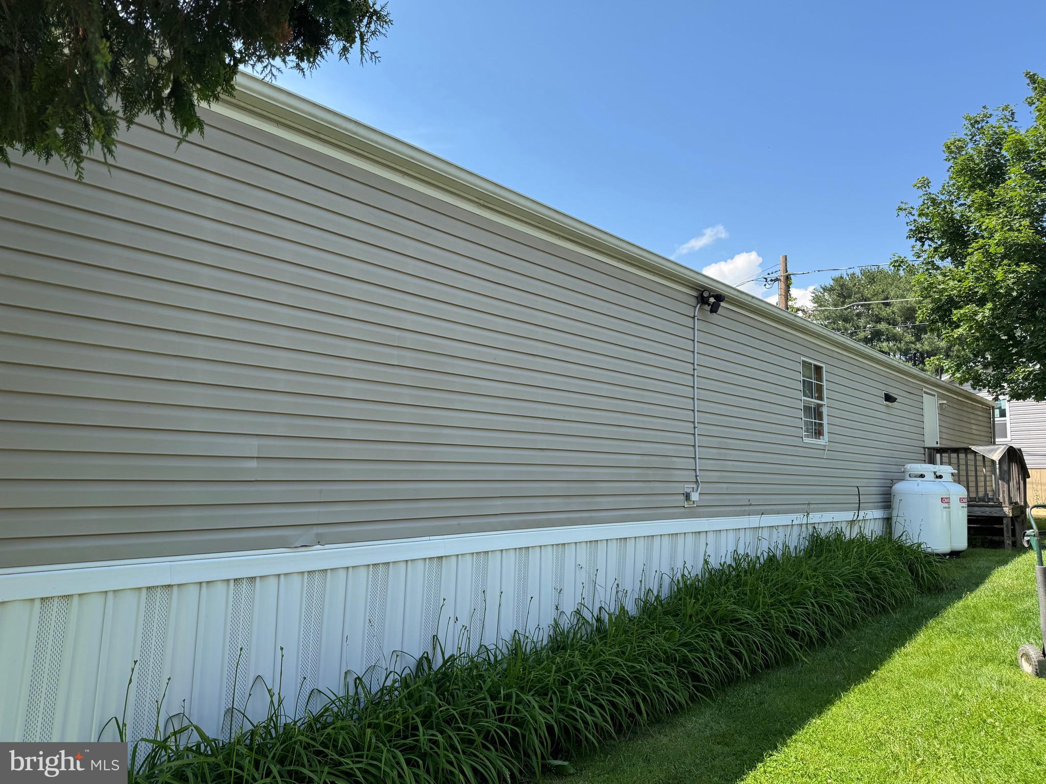 LAKEVIEW TRAILER PARK - Residential