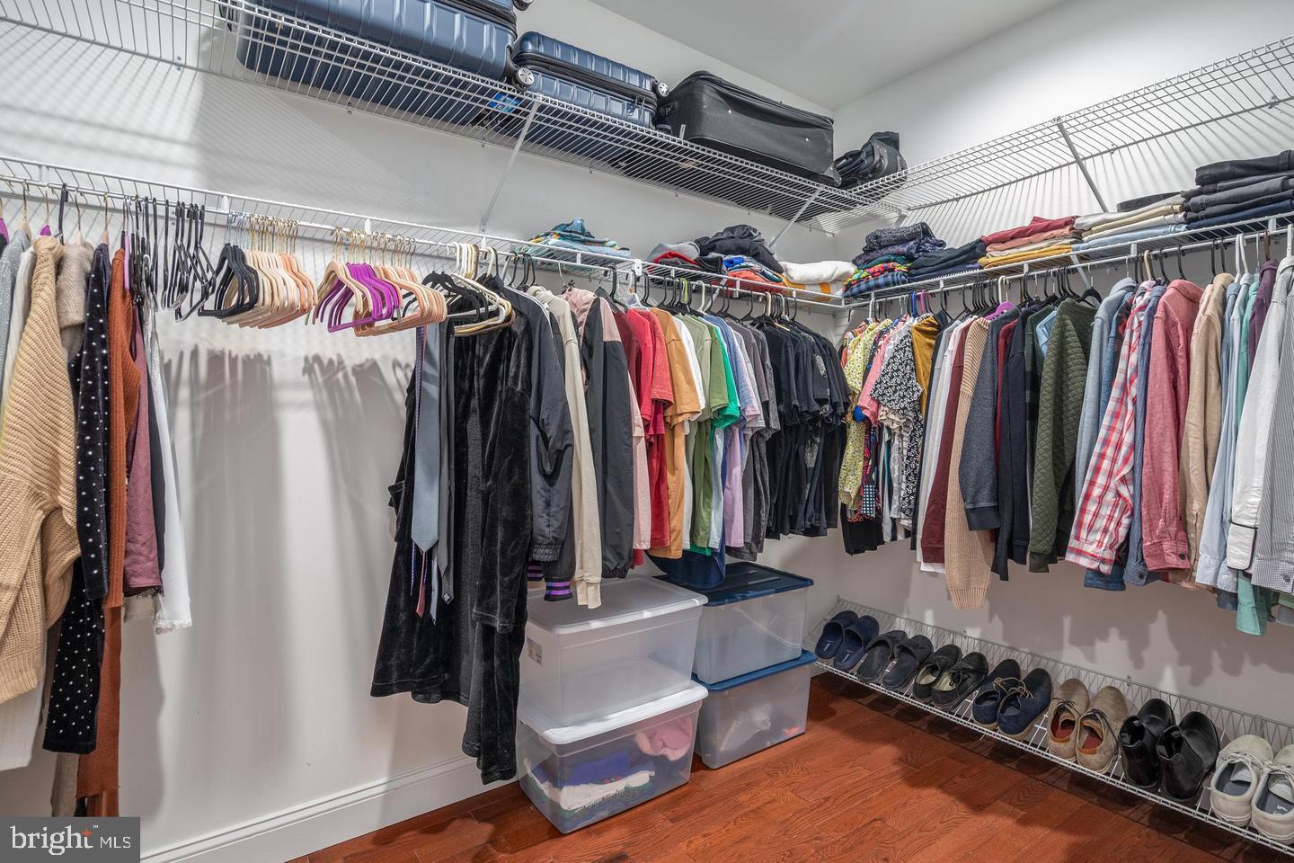 EAST KENSINGTON - Residential