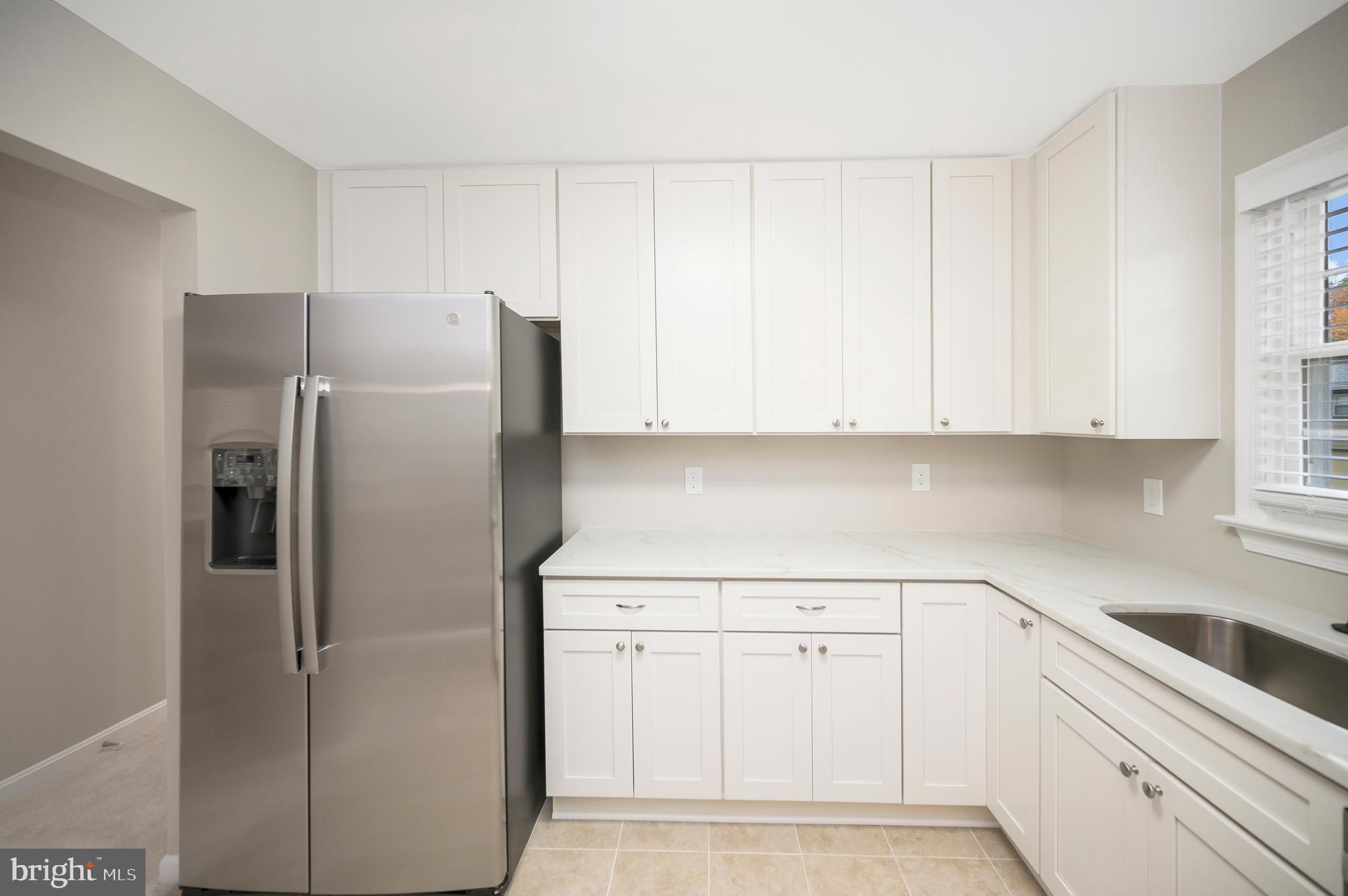 STONEYBROOKE - Residential