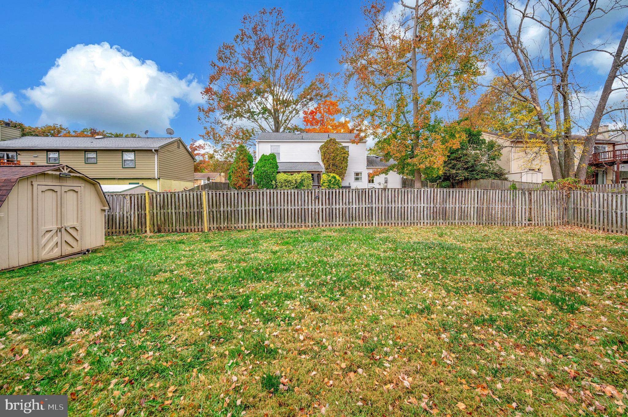 STONEYBROOKE - Residential