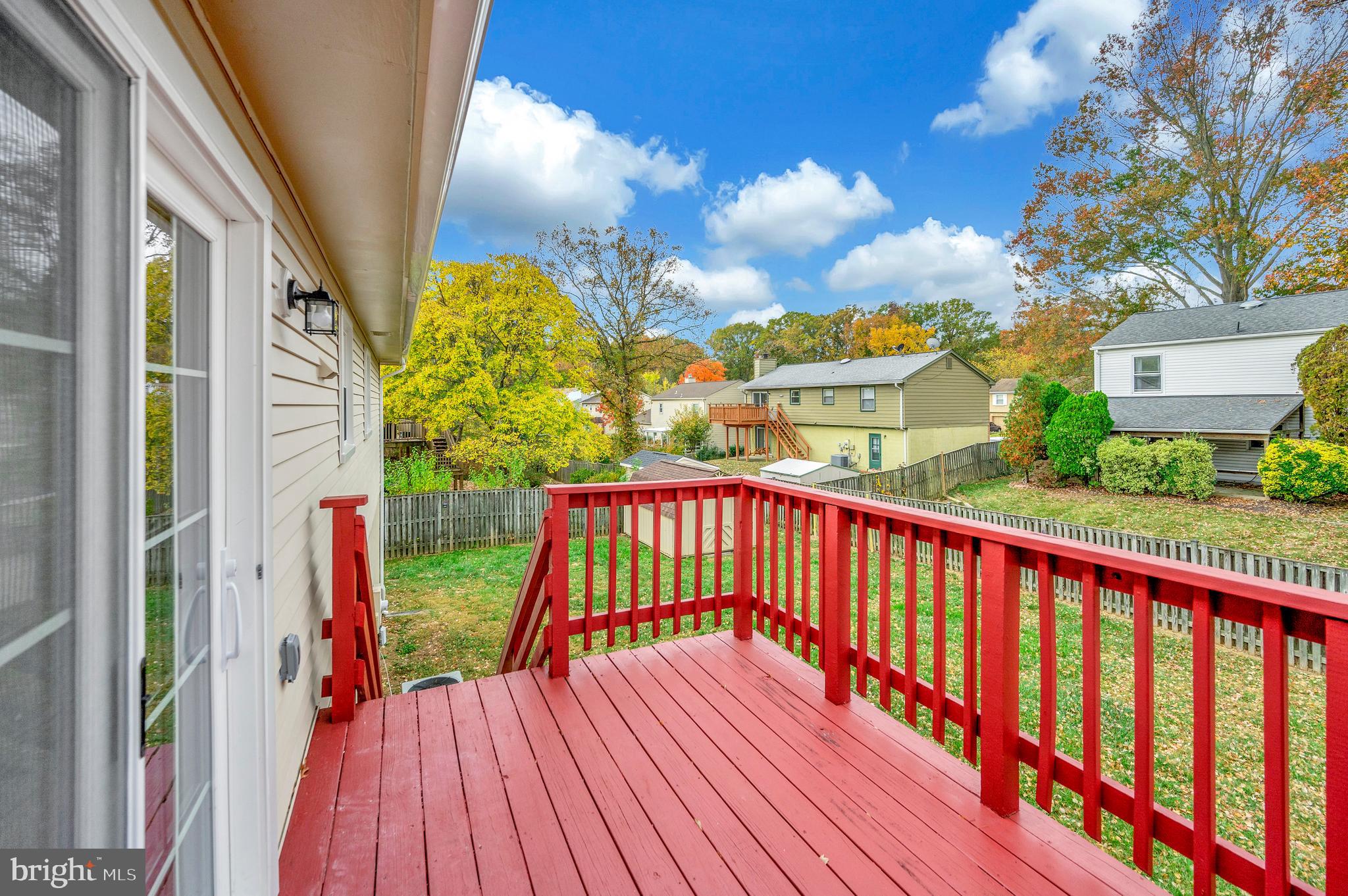 STONEYBROOKE - Residential