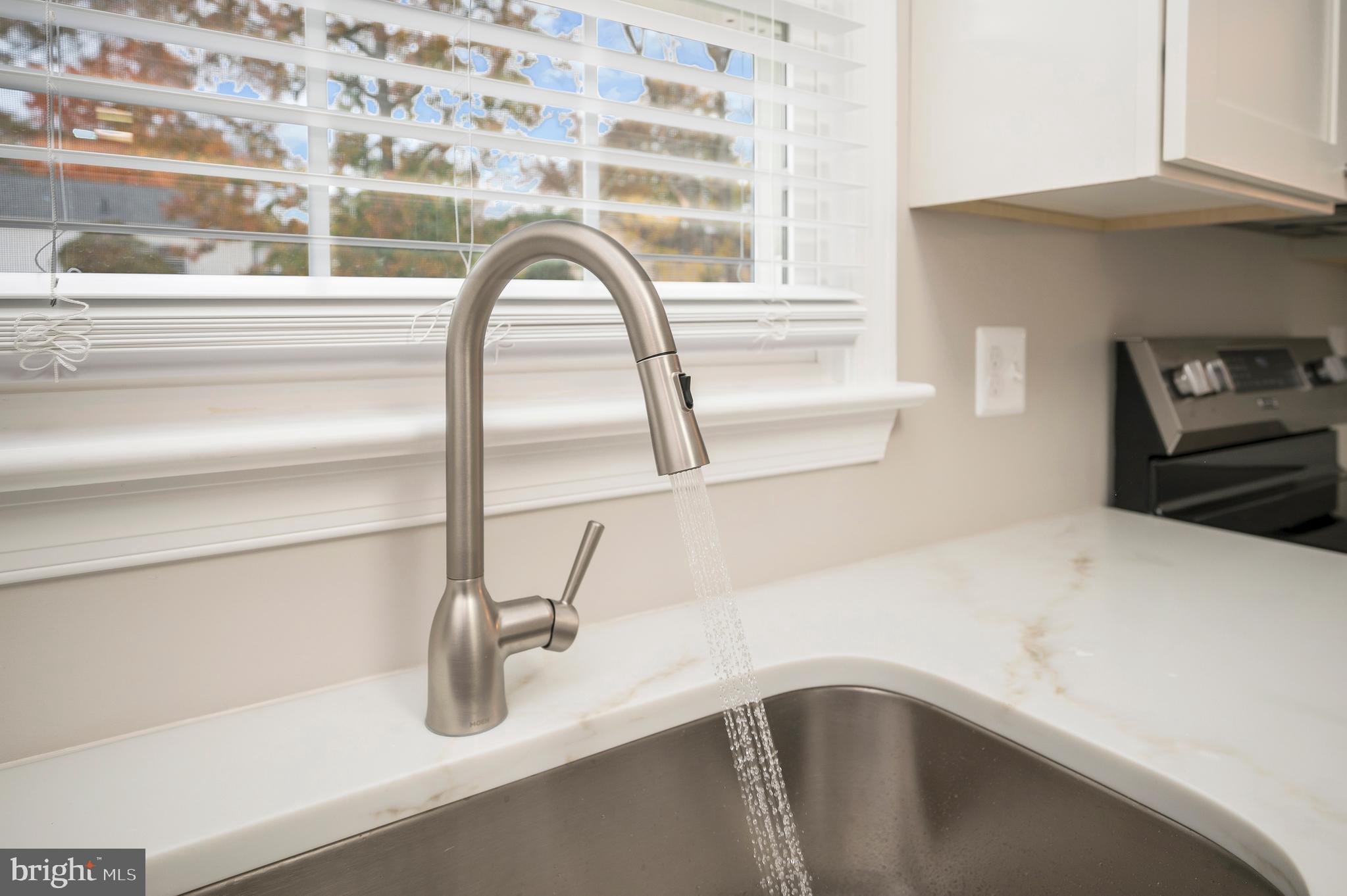 STONEYBROOKE - Residential