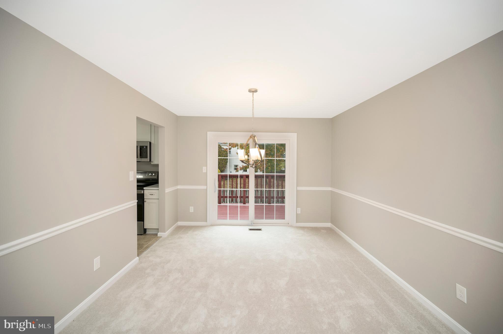 STONEYBROOKE - Residential