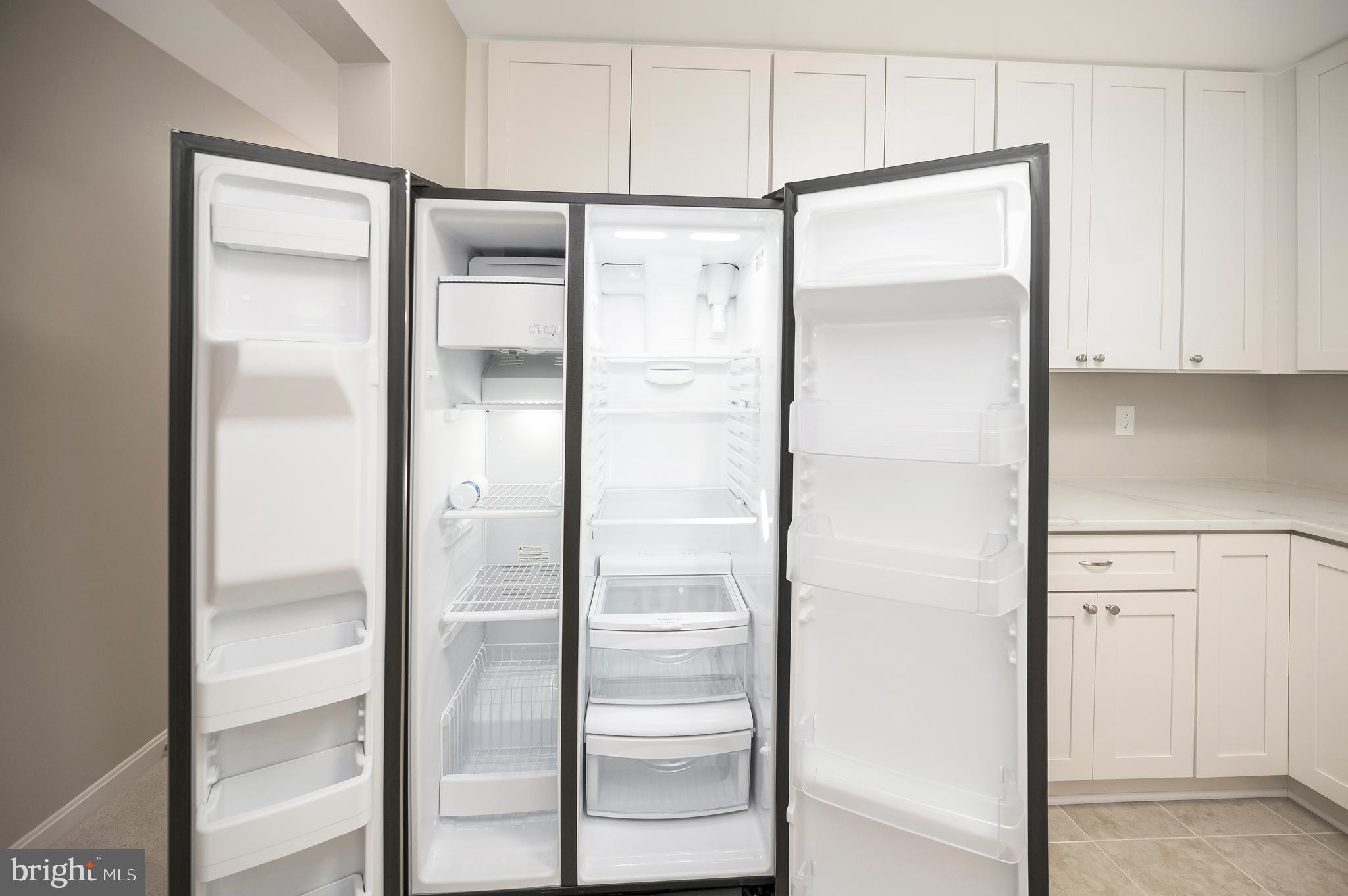 STONEYBROOKE - Residential