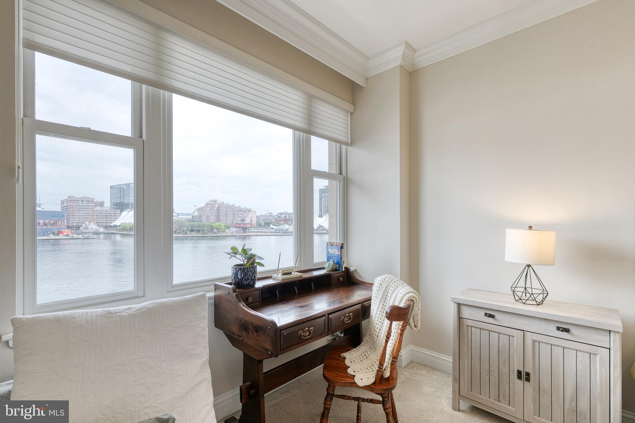 THE RITZ-CARLTON RESIDENCES - Residential