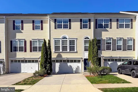 6090 Popes Creek Place, Haymarket, VA MLS: VAPW2091098