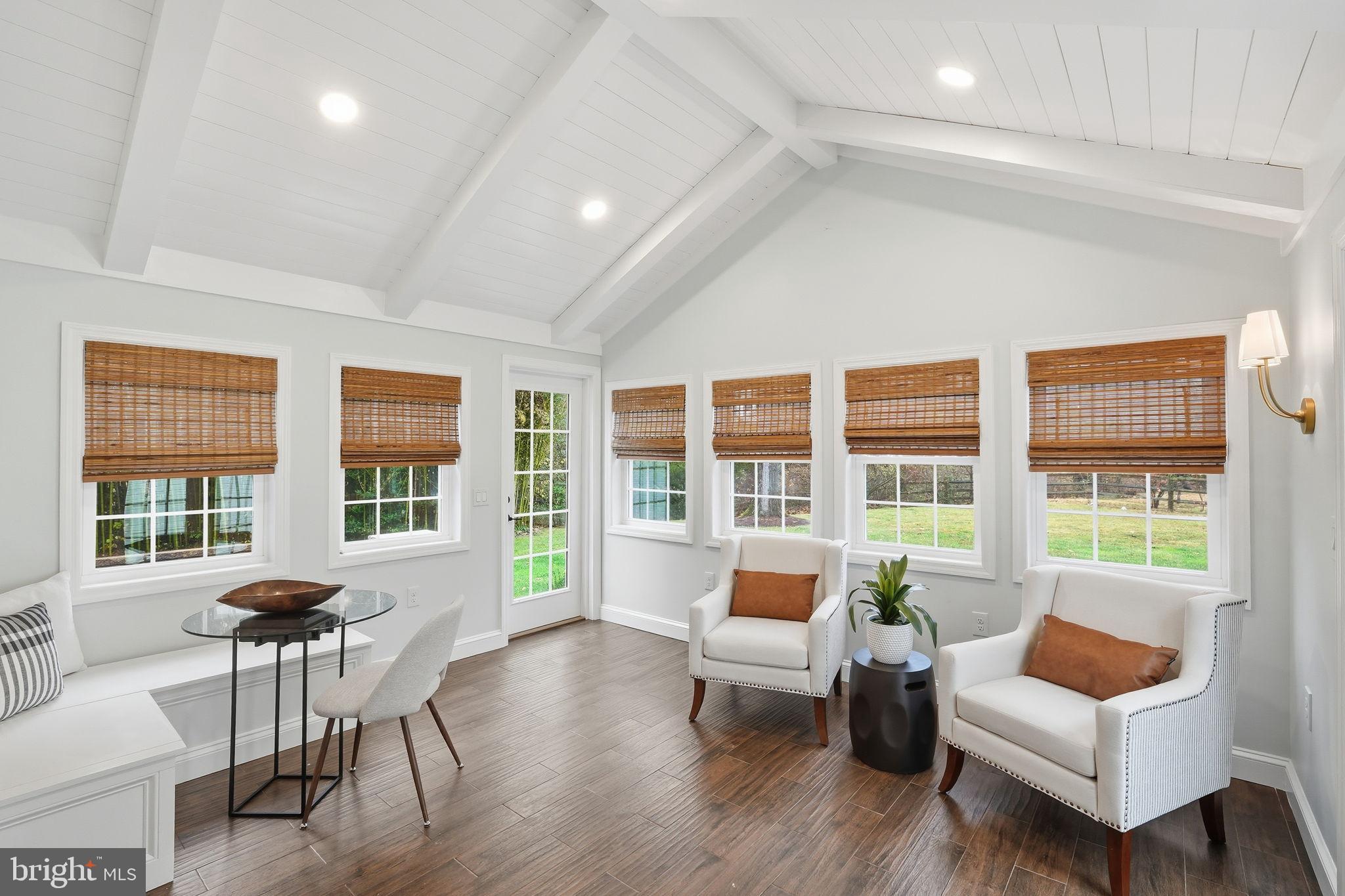 BURNING TREE VALLEY - Residential