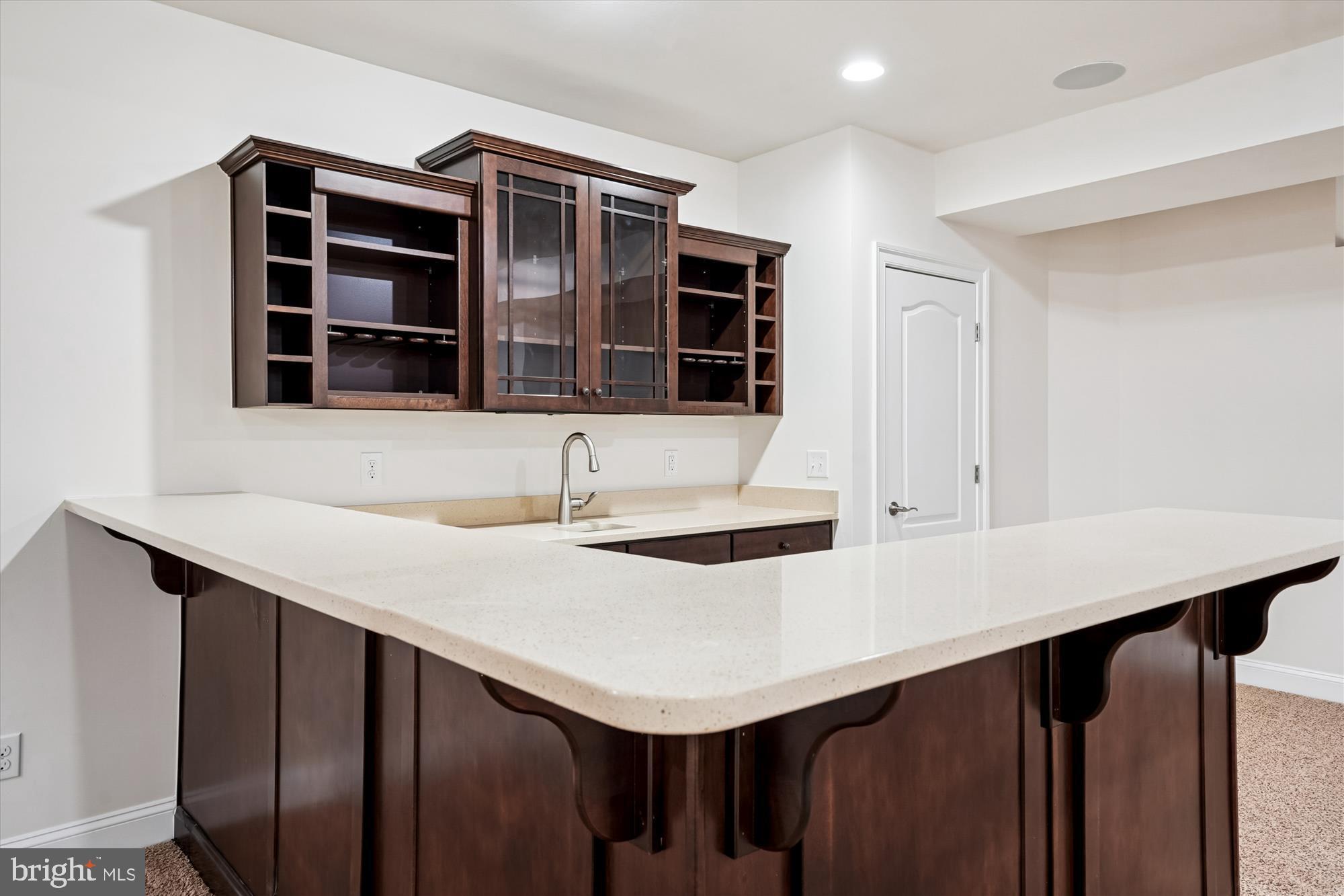 HUNTERS POND - Residential