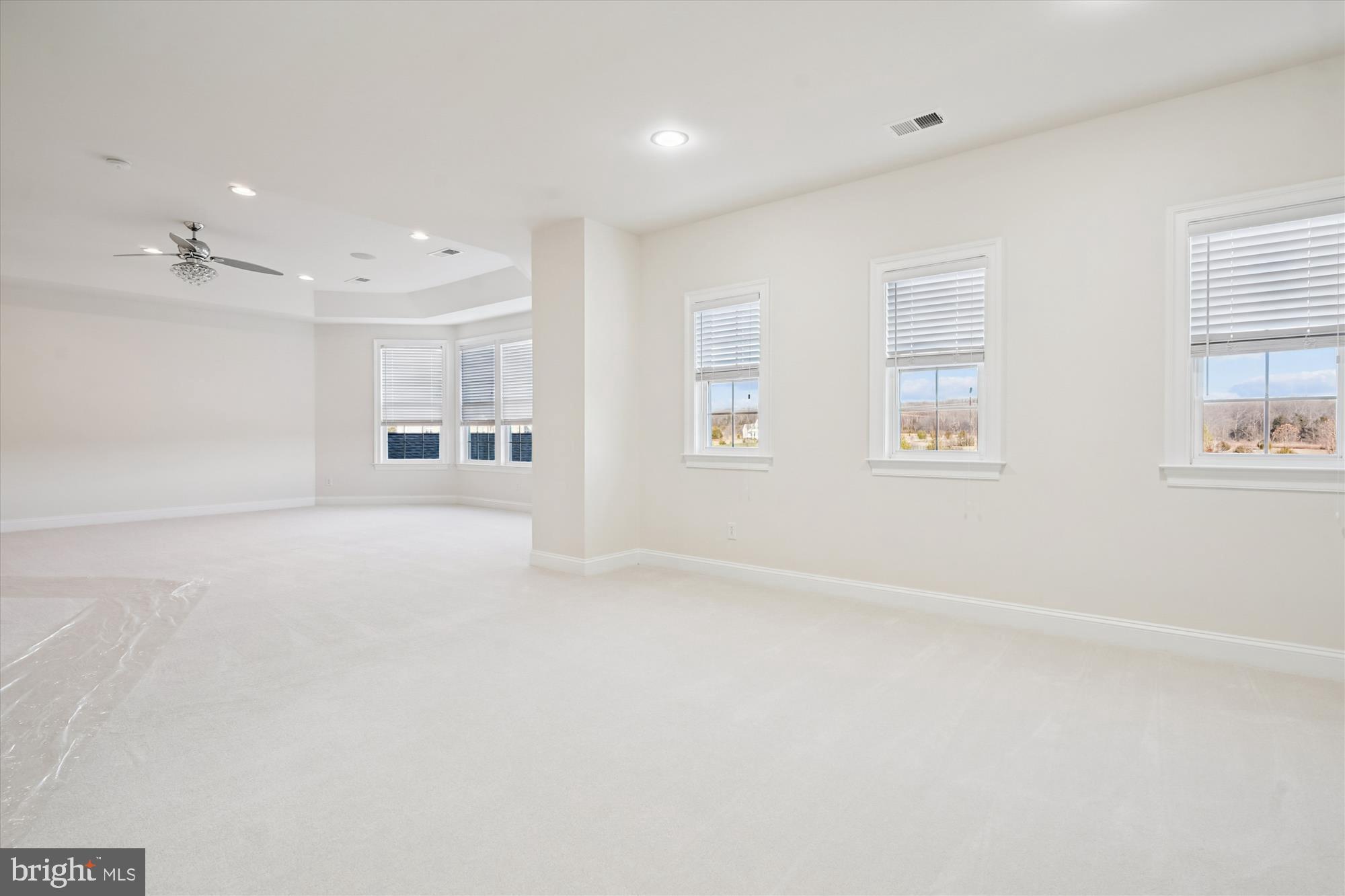 HUNTERS POND - Residential