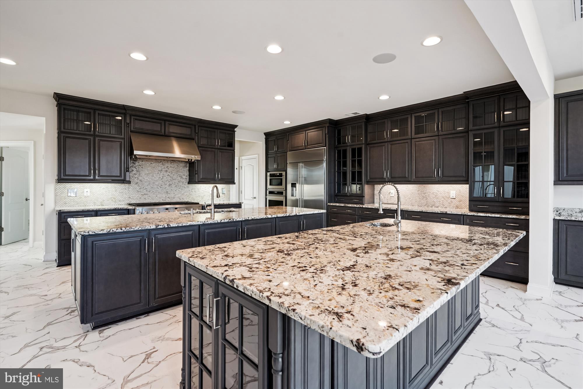 HUNTERS POND - Residential