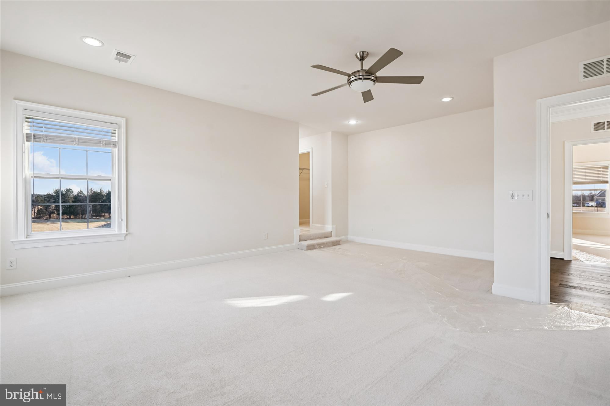 HUNTERS POND - Residential