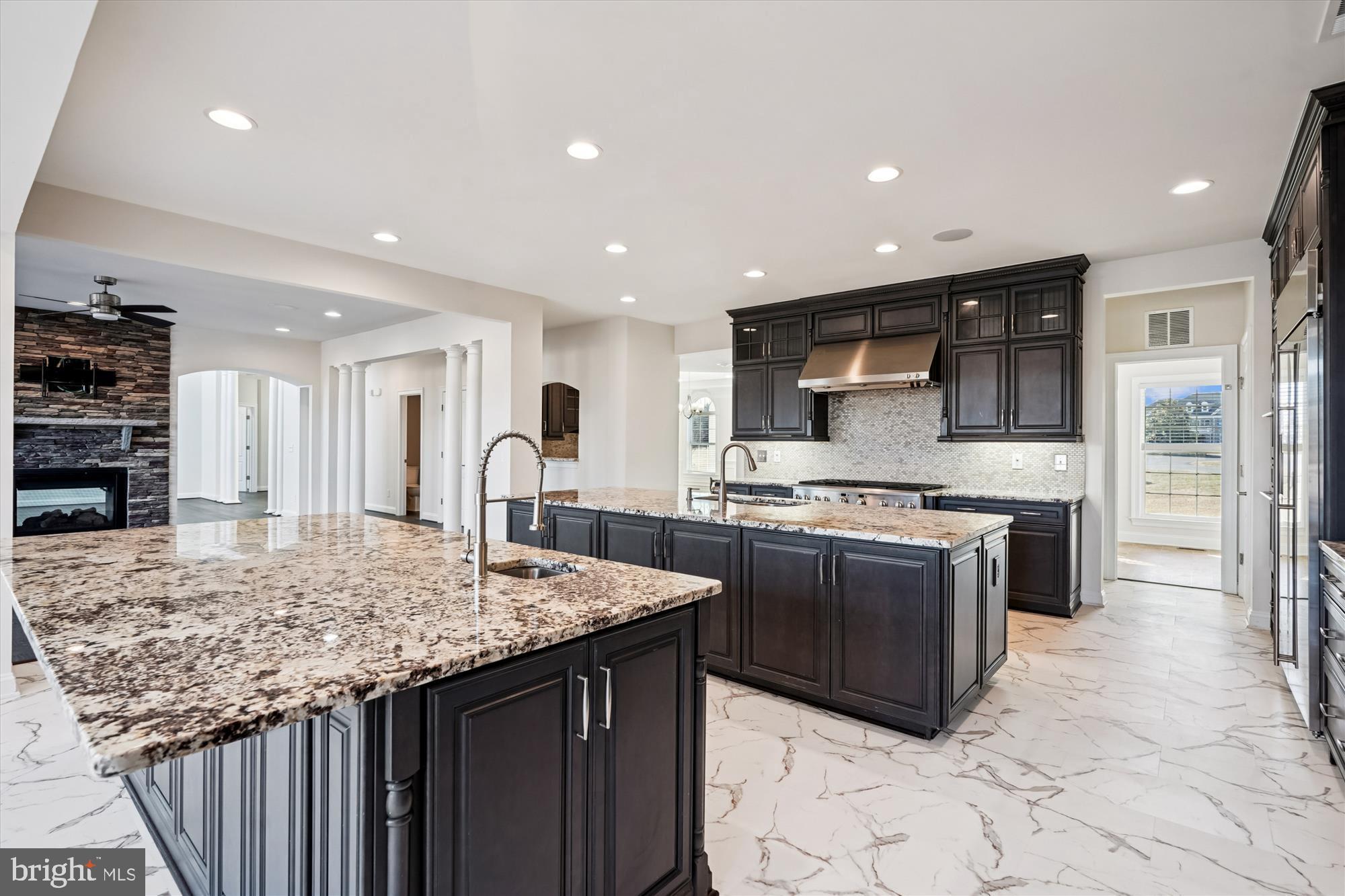 HUNTERS POND - Residential