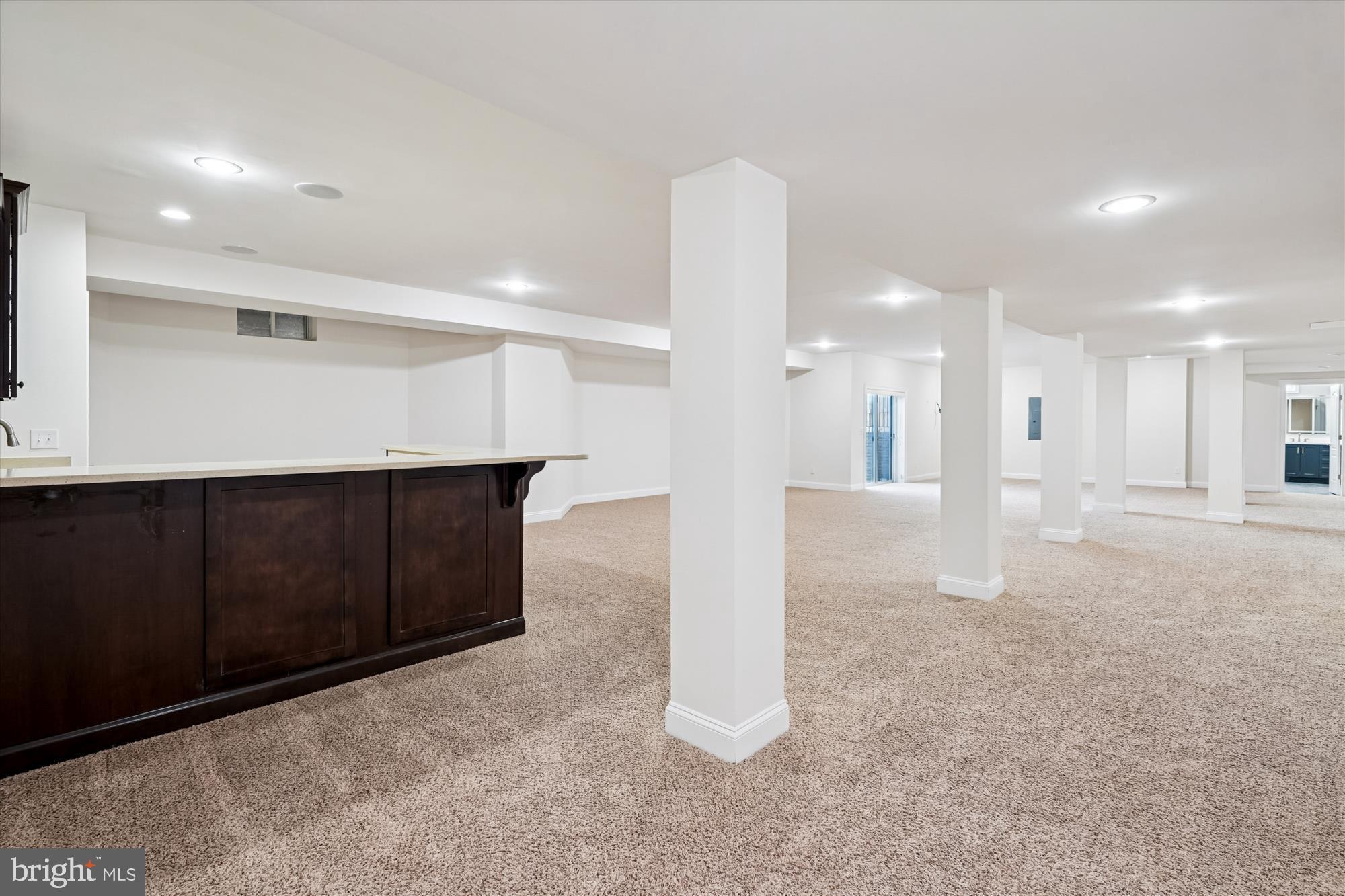 HUNTERS POND - Residential