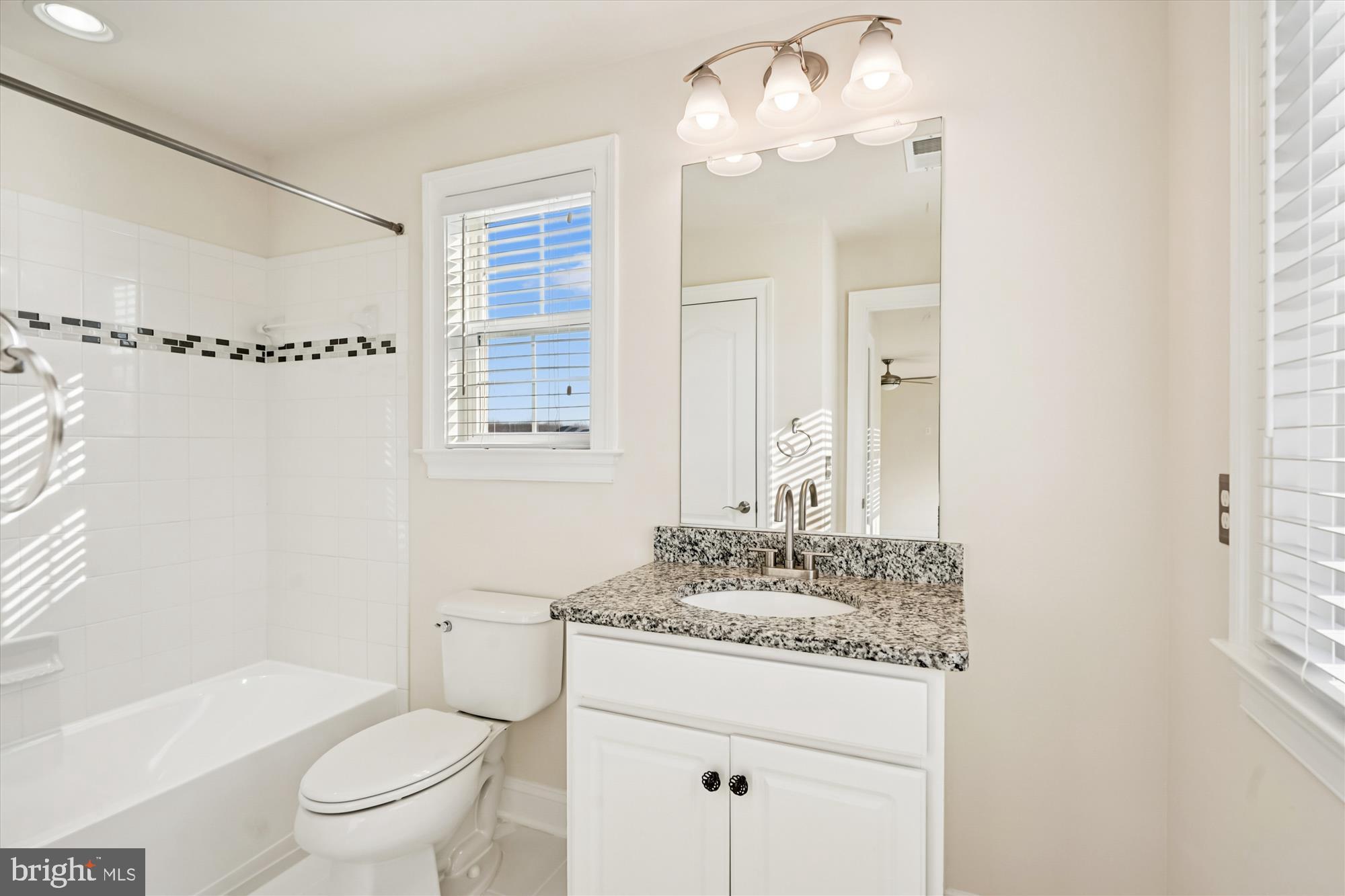 HUNTERS POND - Residential